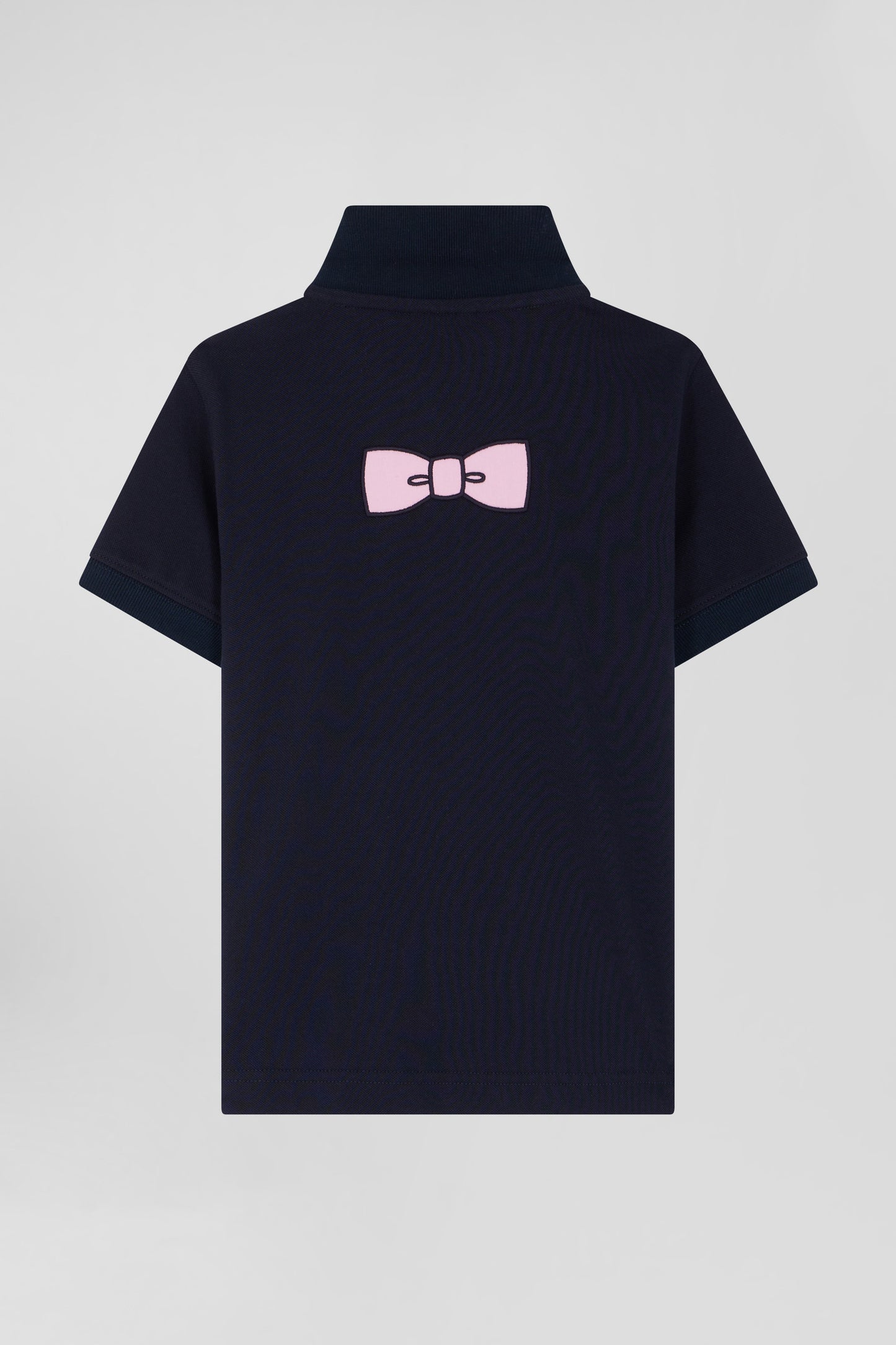 Regular navy blue short-sleeved cotton piqué polo shirt with back bow tie embroidery