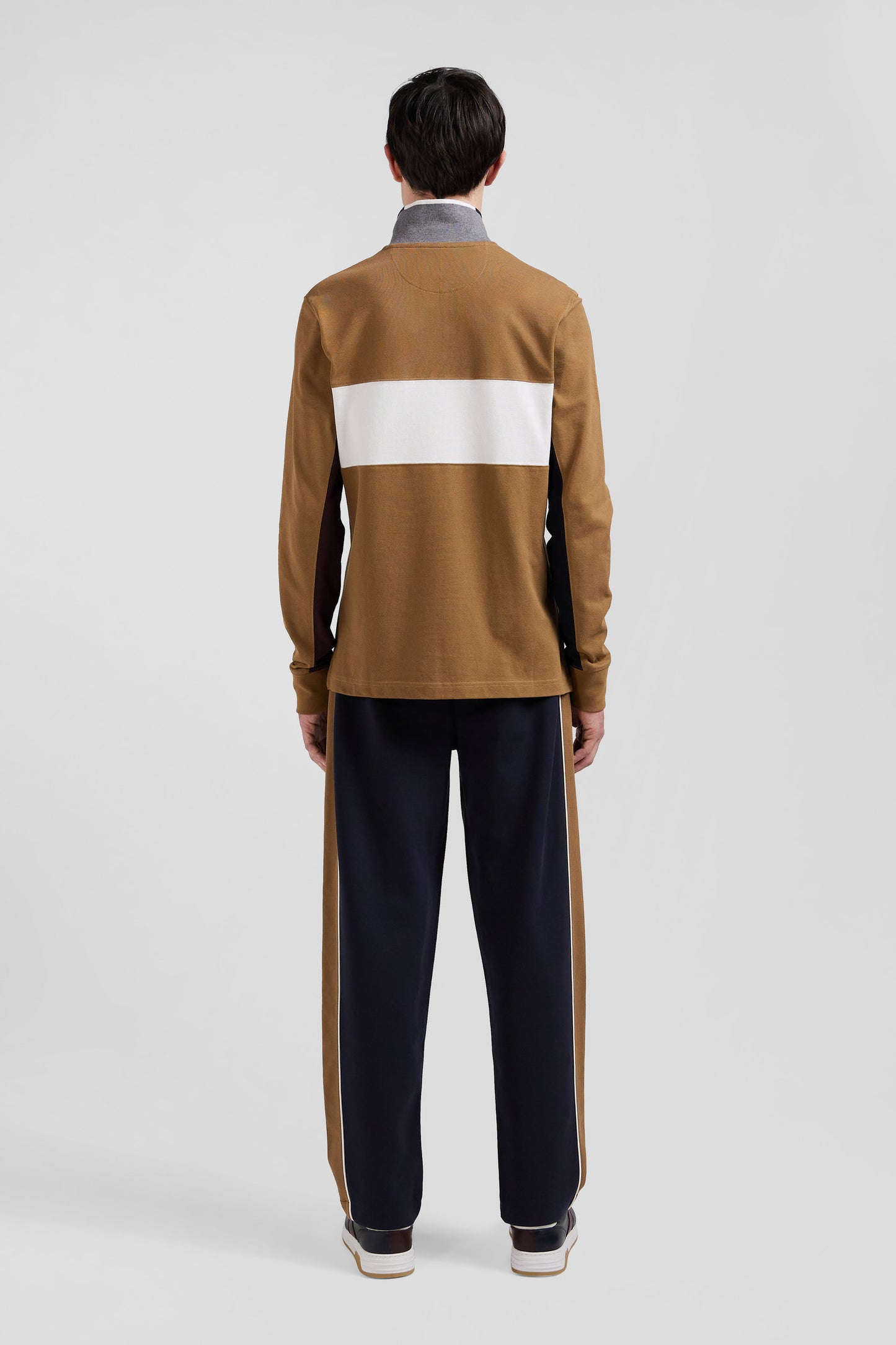 Long-sleeved colorblock polo shirt in hazelnut cotton piqué, regular fit