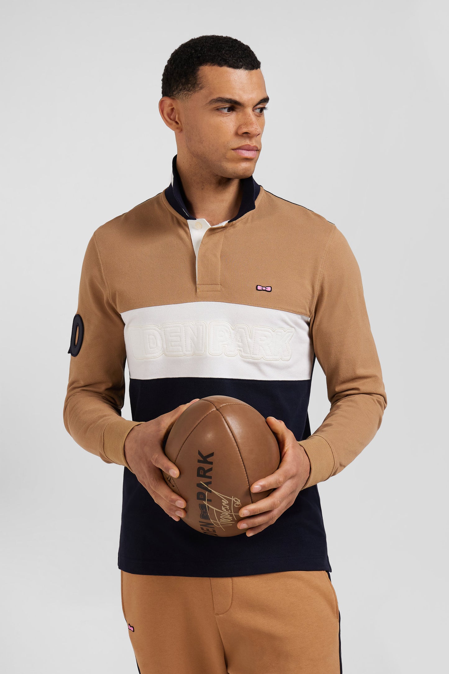 Regular camel long-sleeved cotton piqué polo shirt with padded embroidery