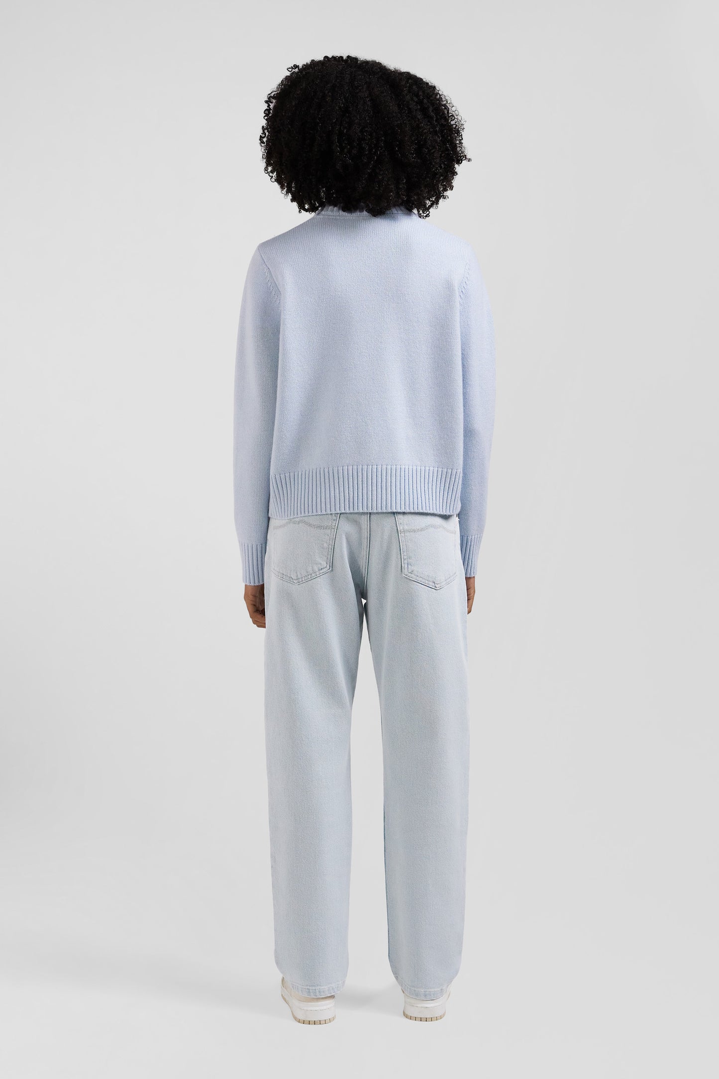 Regular sky blue round-neck wool and cashmere jumper