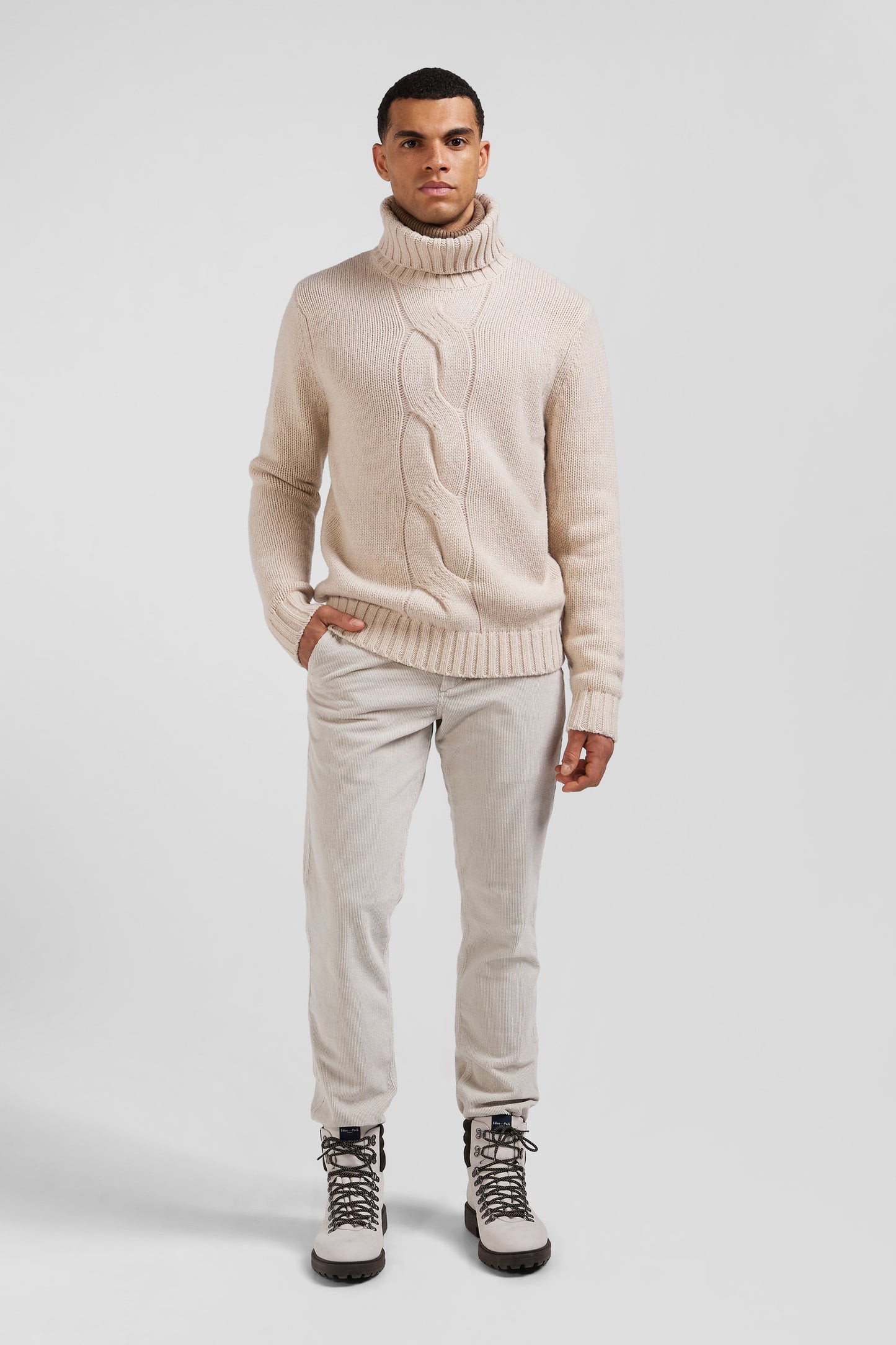 Regular ecru virgin wool and recycled polyamide turtleneck jumper with 3D knitting