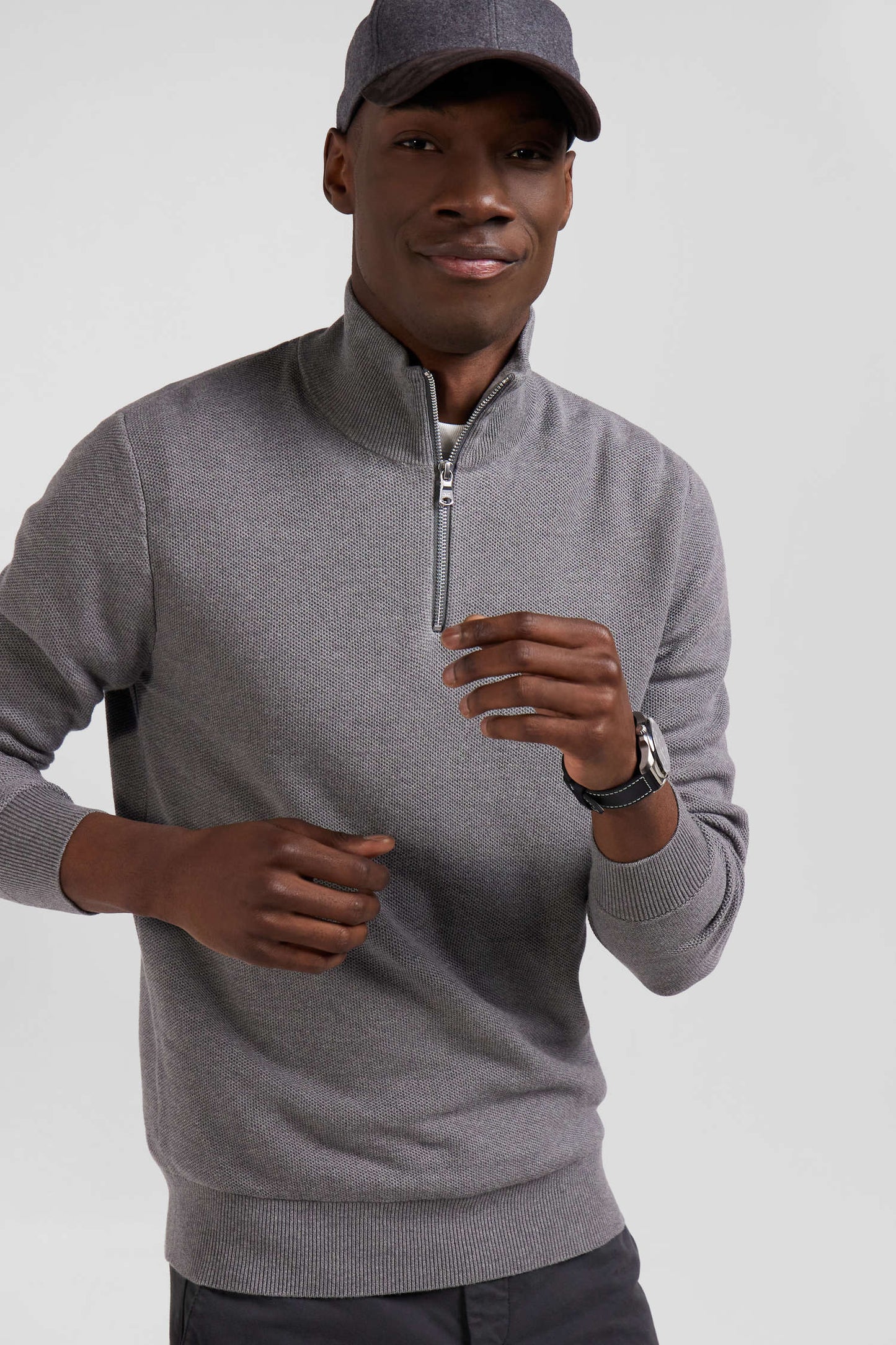 Regular grey cotton semi-zipped jumper