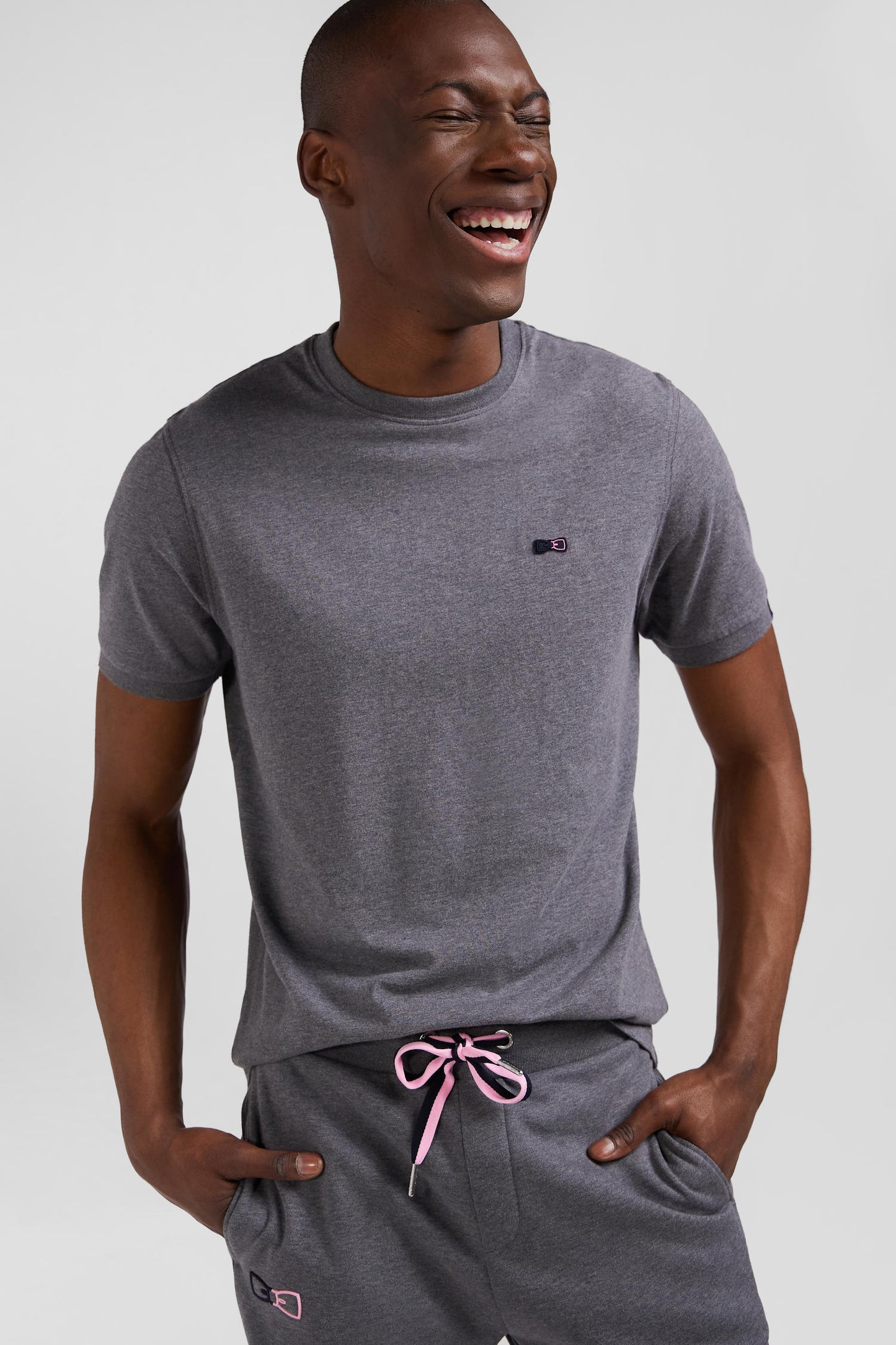 Regular grey short-sleeved cotton T-shirt with emblem embroidery