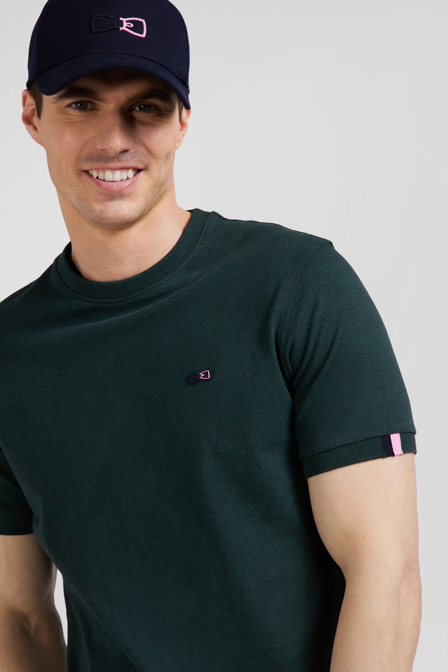 Regular green short-sleeved cotton T-shirt with emblem embroidery