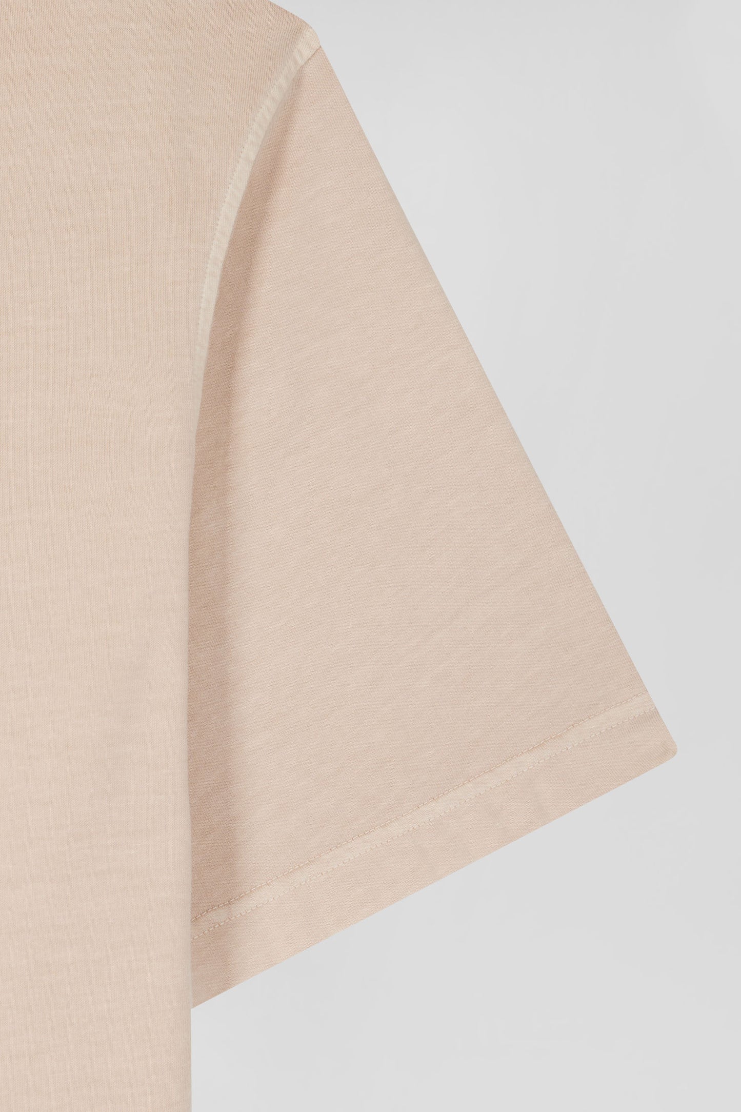 Oversize beige unisex short-sleeved T-shirt in overdyed cotton