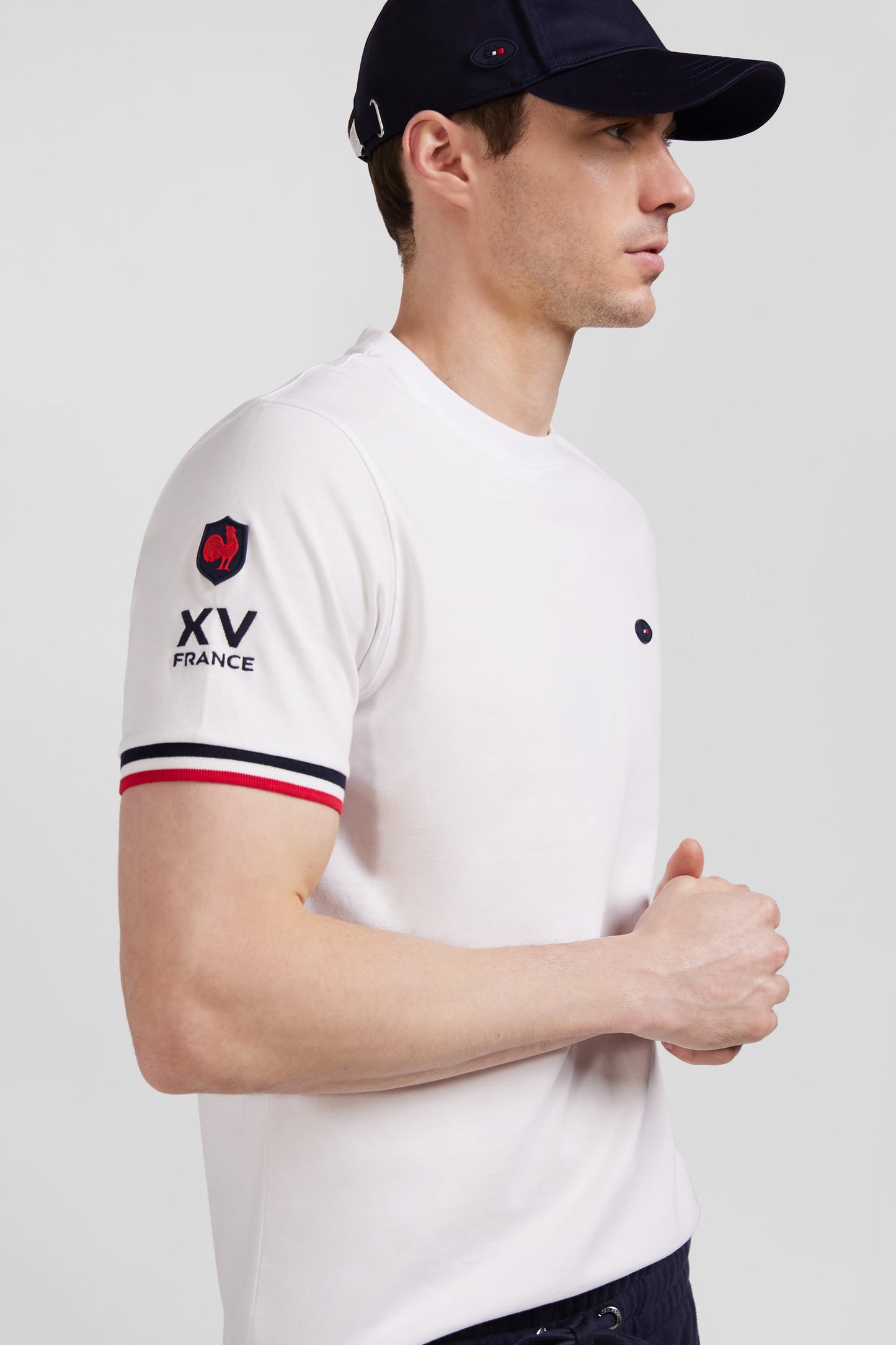 Regular white short-sleeved cotton T-shirt with tricolor XV de France embroidery