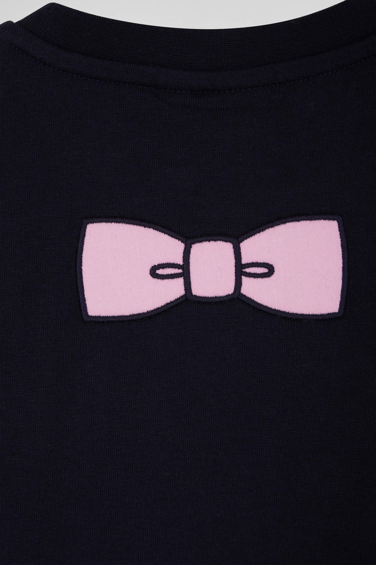 Regular navy short-sleeved cotton T-shirt with bow tie embroidery