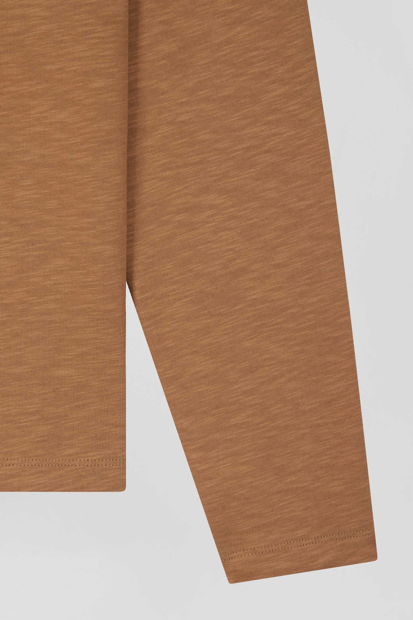 Slim camel long-sleeved cotton T-shirt