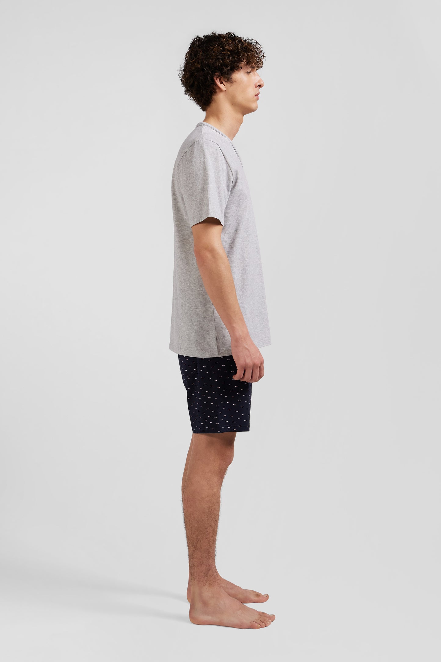 Grey short cotton pajamas with micro pattern shorts