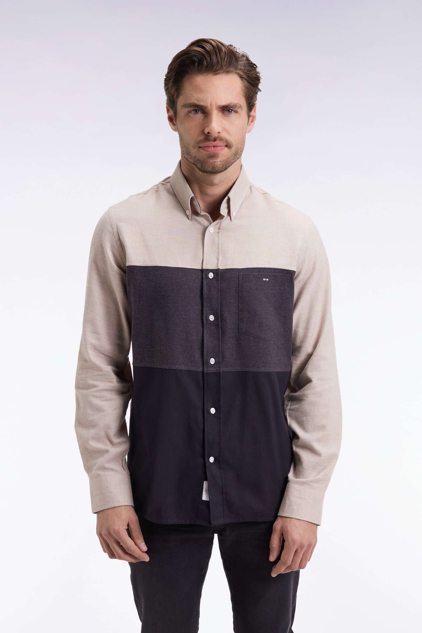 Three-tone navy and beige straight-cut flannel shirt