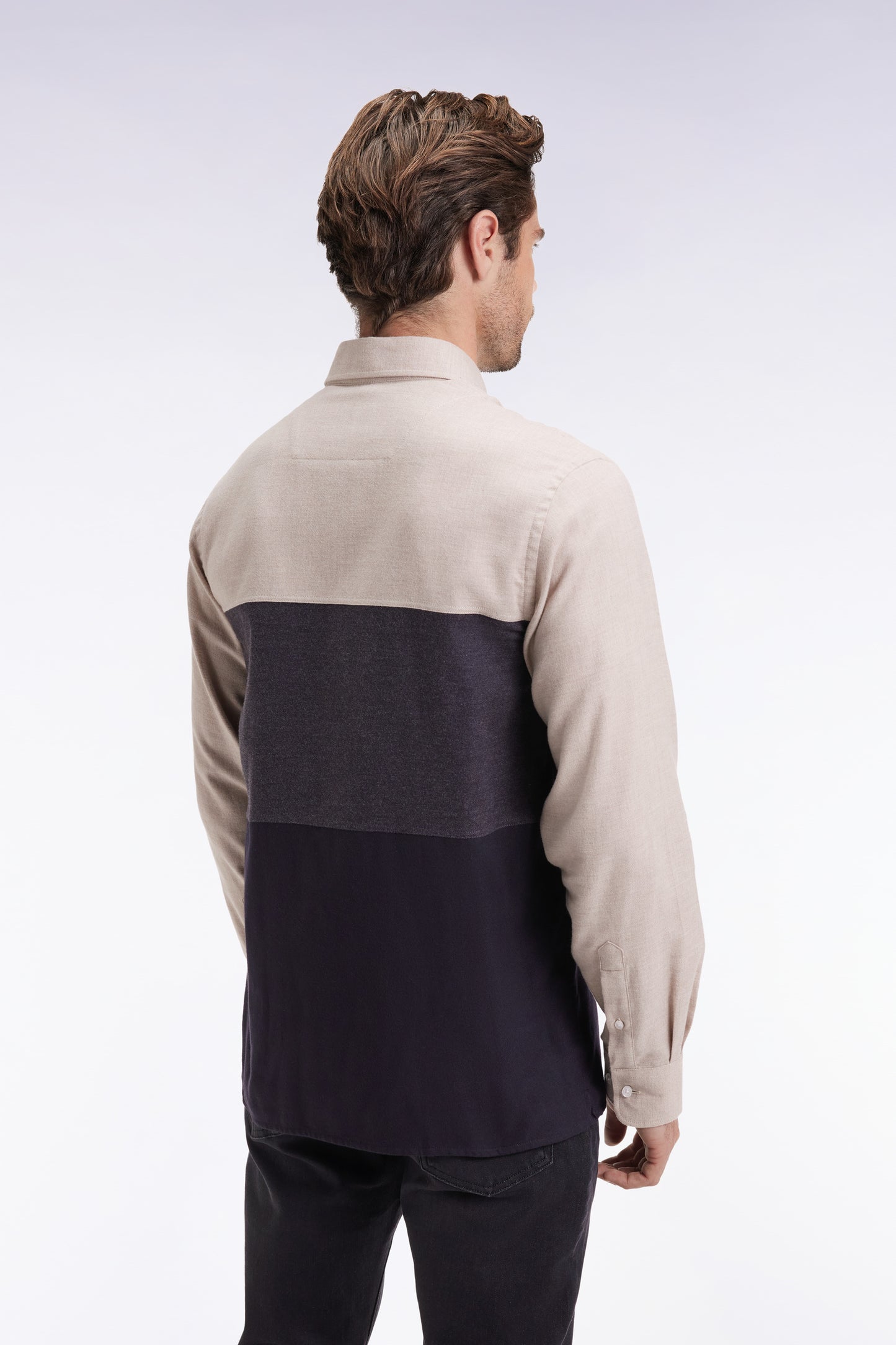 Three-tone navy and beige straight-cut flannel shirt
