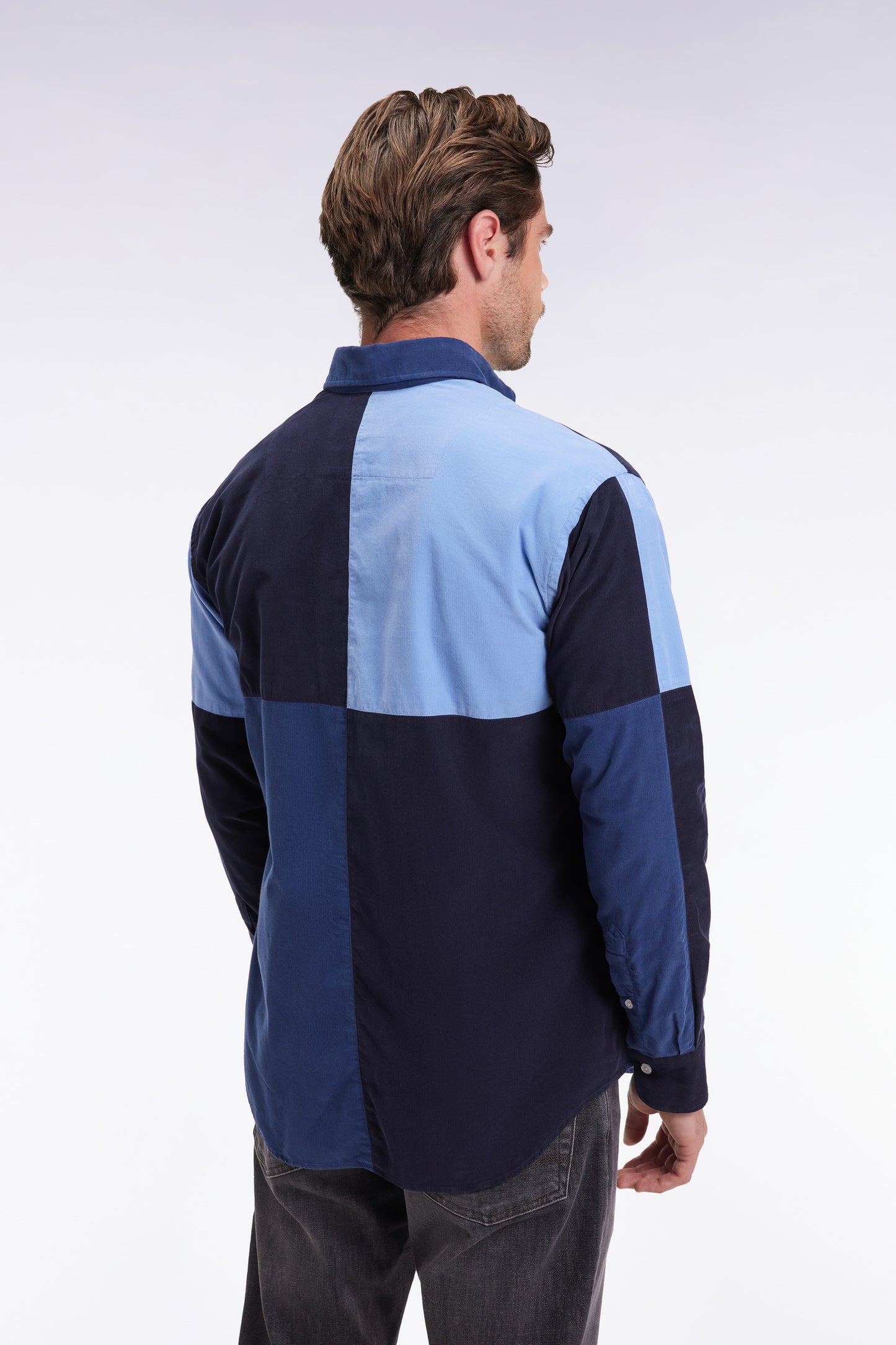 Chemise en velours quatre cadrans bleu coupe droite