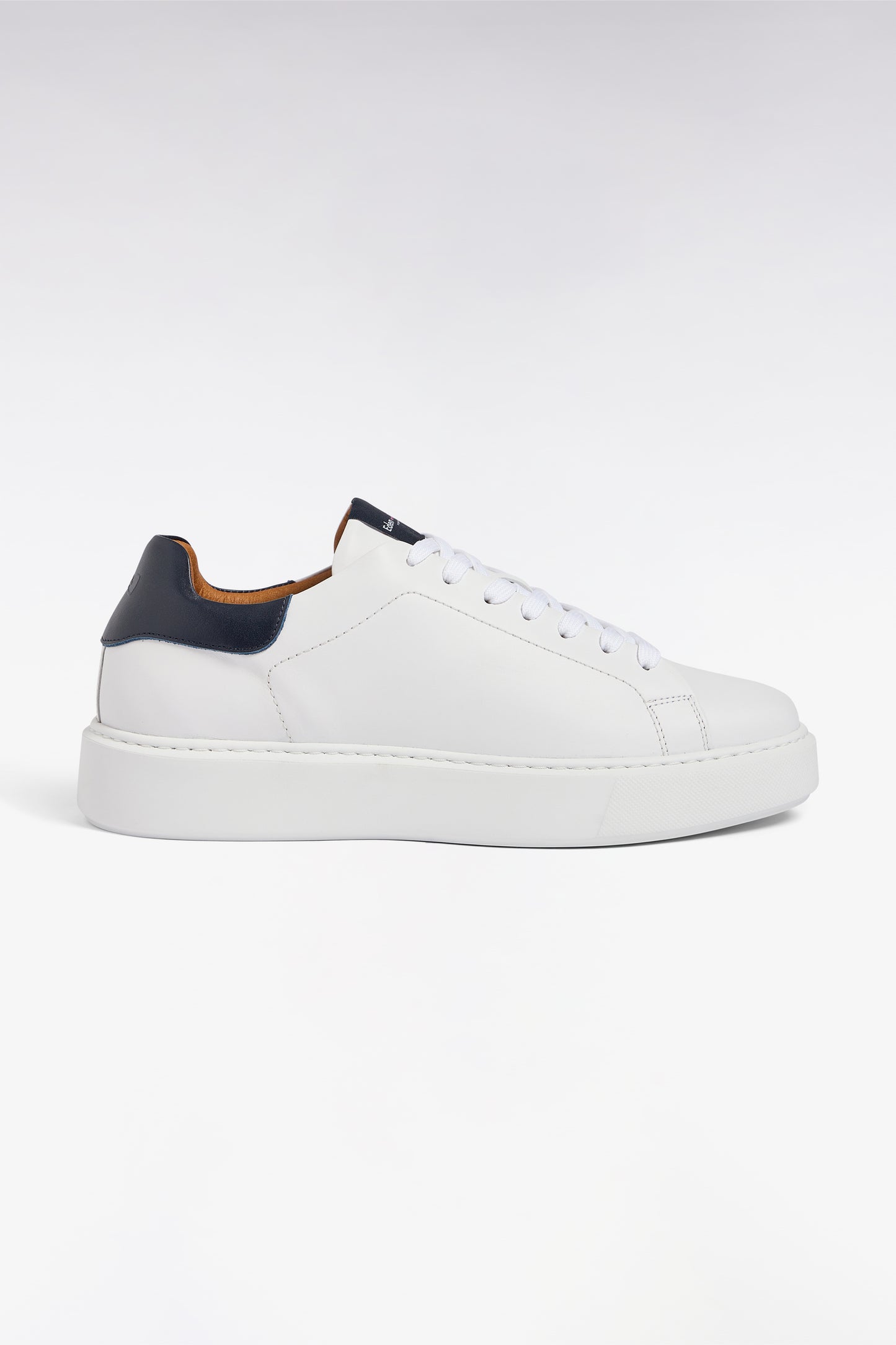 White leather low-top sneakers