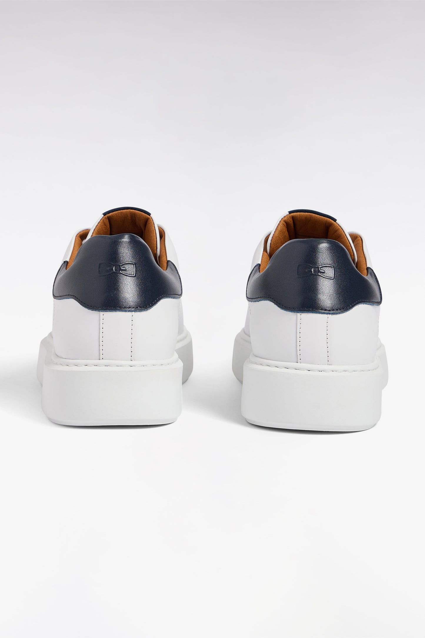 White leather low-top sneakers
