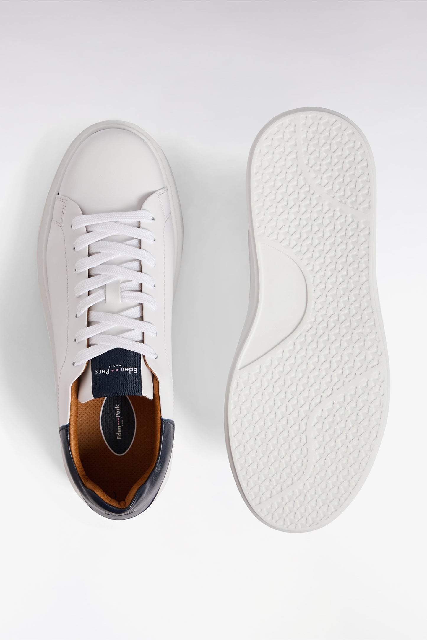 White leather low-top sneakers