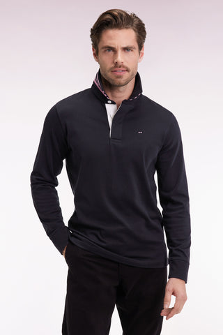 Long-sleeved jersey in black with striped collar underneath