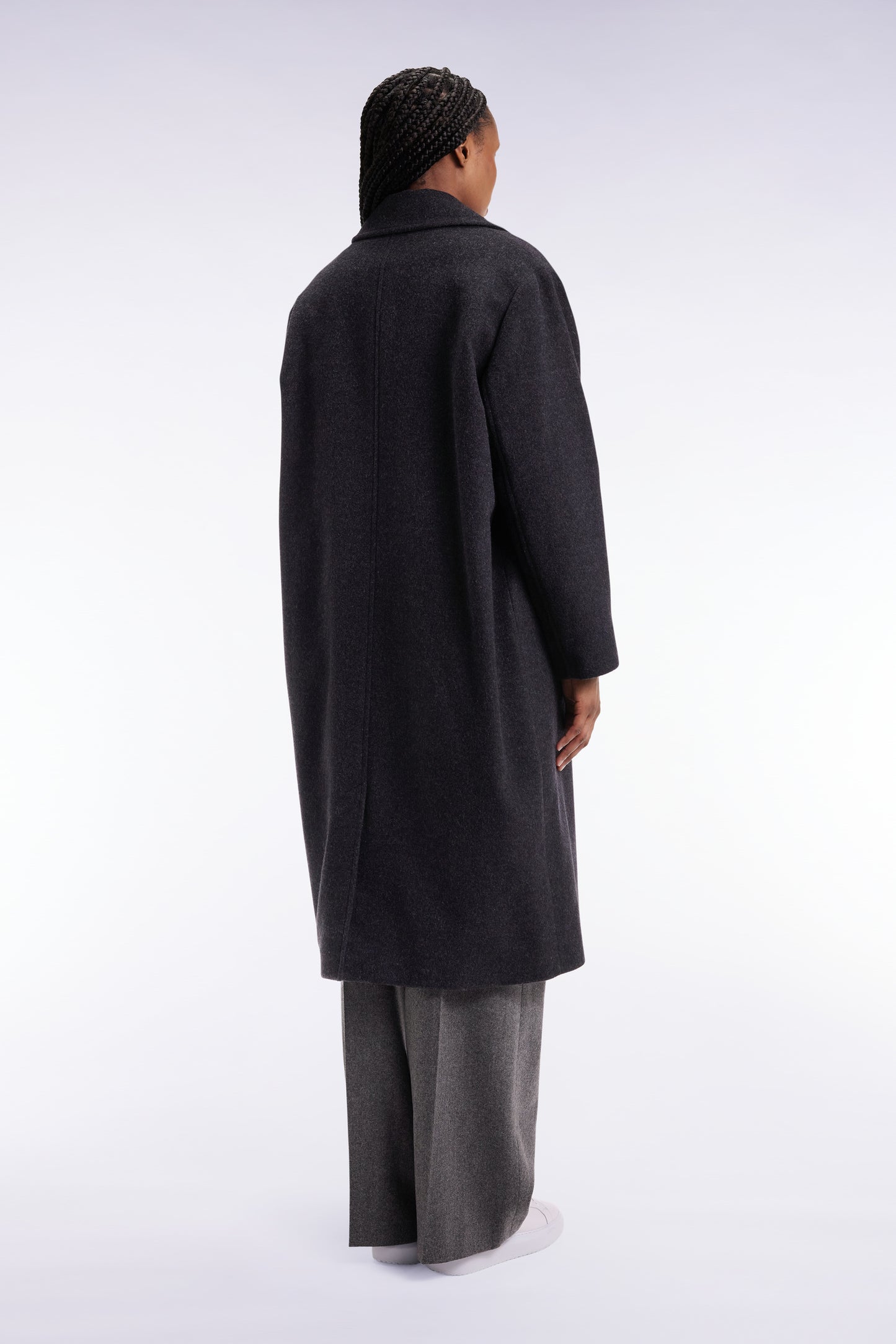 Oversized men's coat in dark grey wool