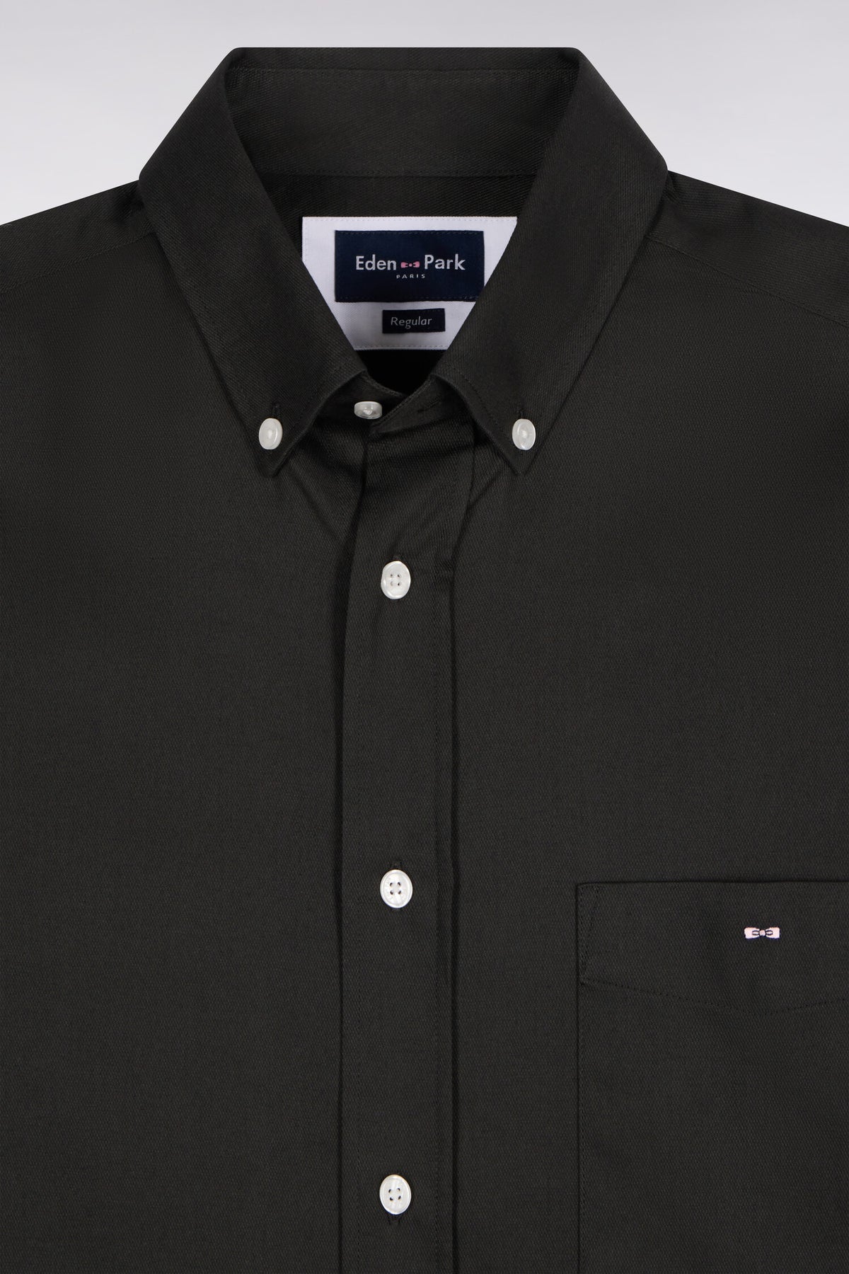 Chemise en piqué de coton kaki coupe droite