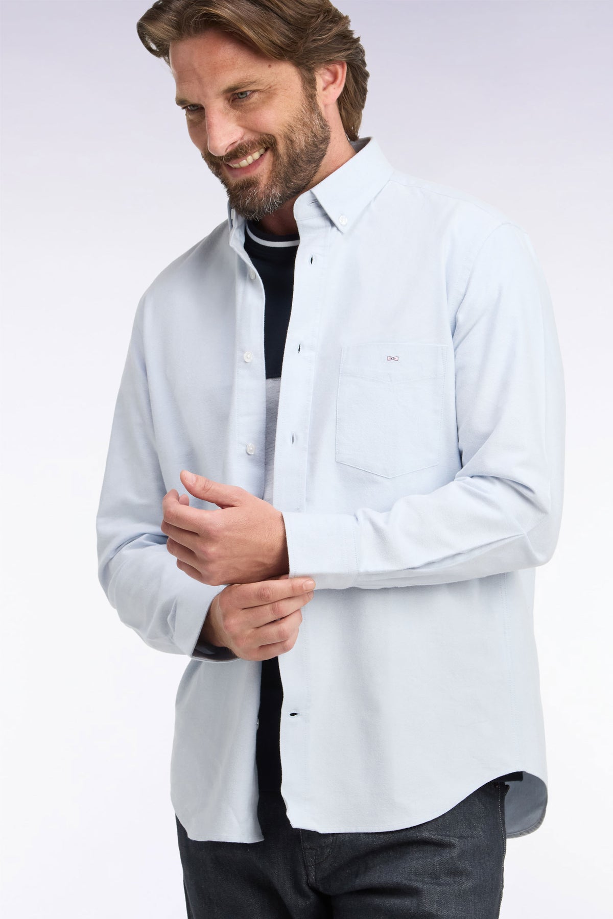 Plain light gray cotton shirt, straight cut