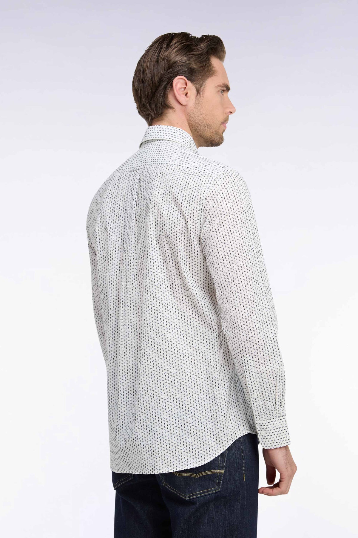 White cotton poplin shirt with blue micro-patterns, straight cut