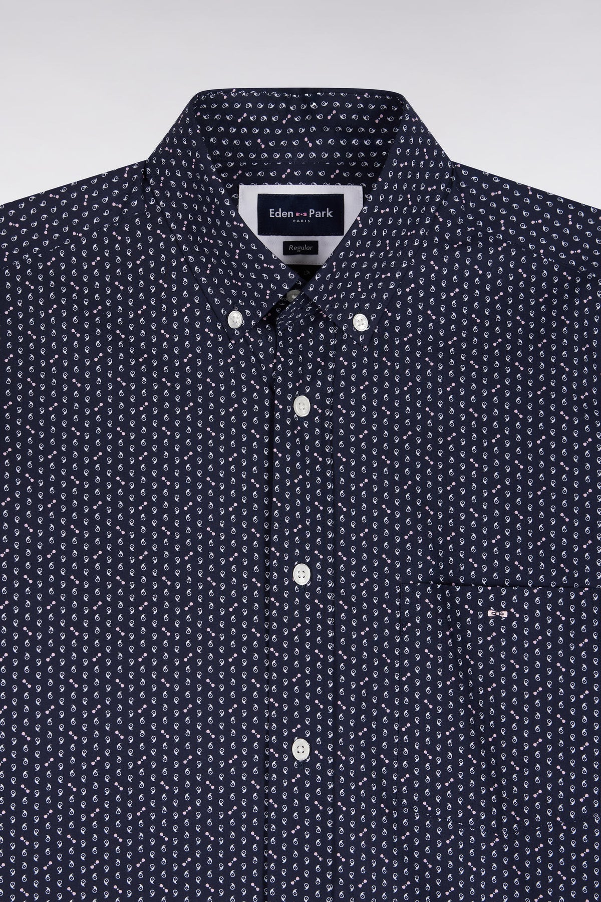 White cotton poplin shirt with pink micro-patterns, straight cut