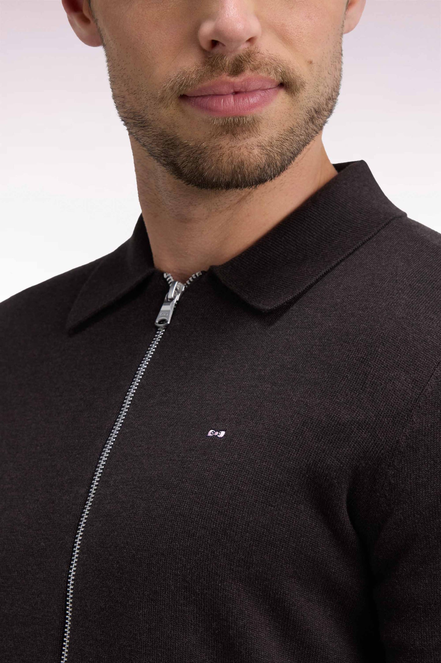 Cardigan zippé en coton et viscose marron coupe droite