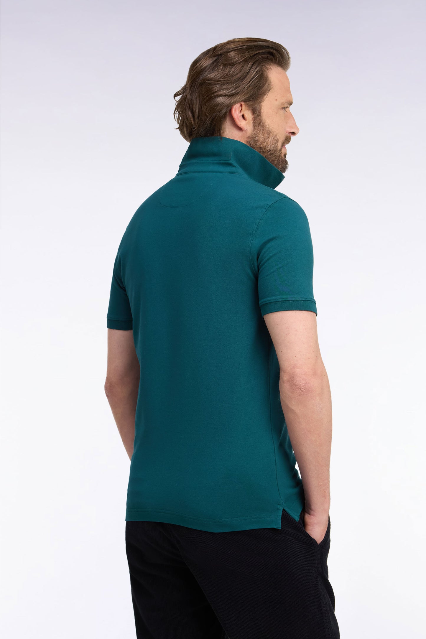 Polo manches courtes en coton stretch vert coupe ajustée