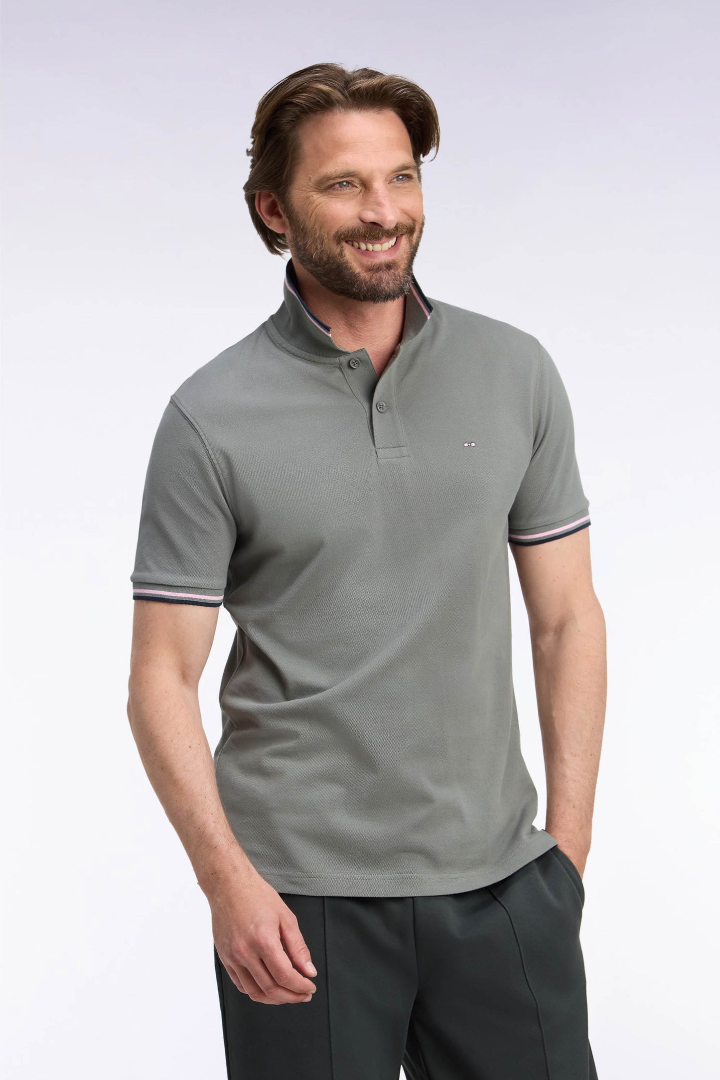Polo manches courtes en coton kaki coupe droite
