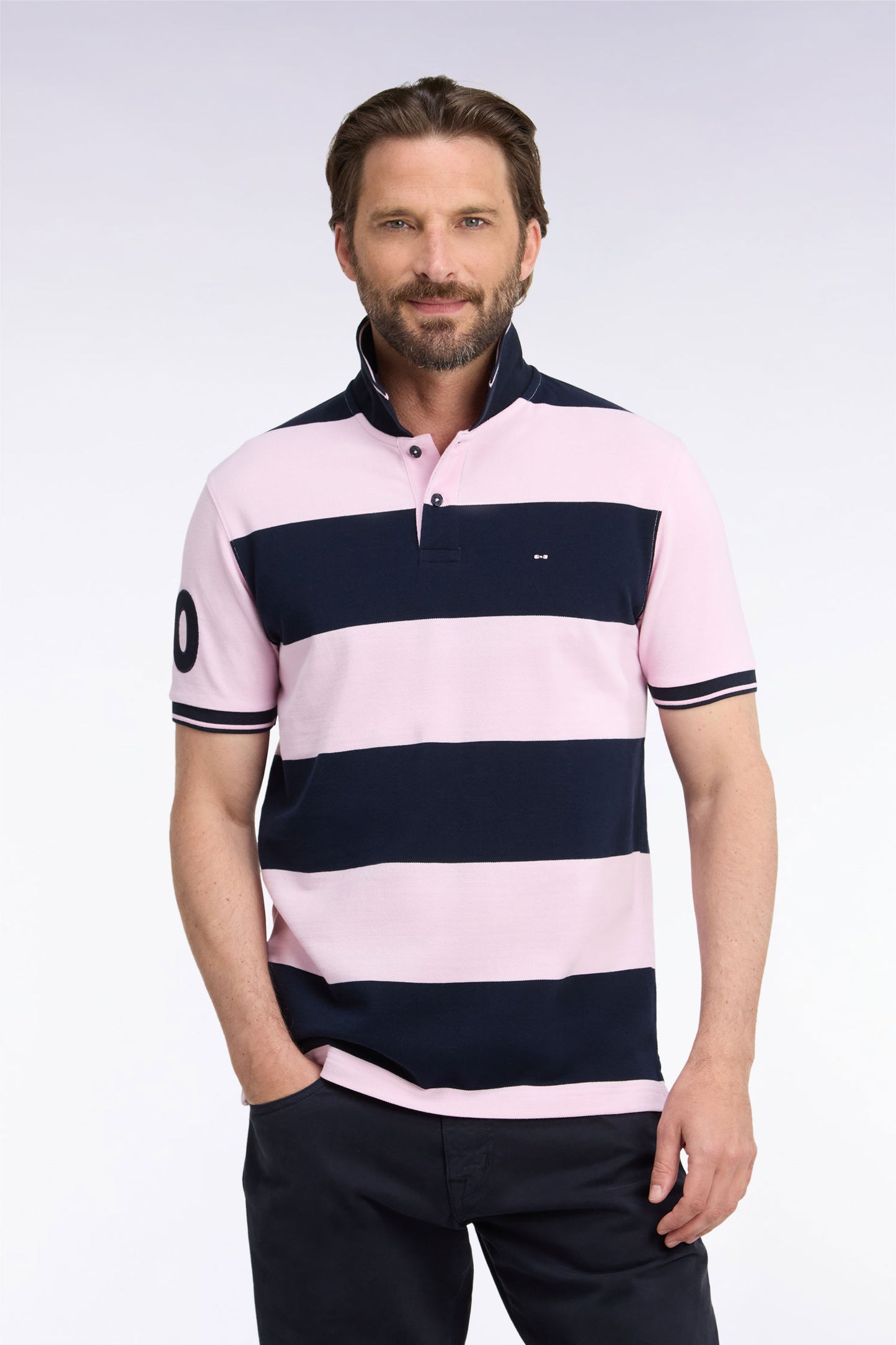 Polo manches courtes à rayures rugby roses et marine coupe droite
