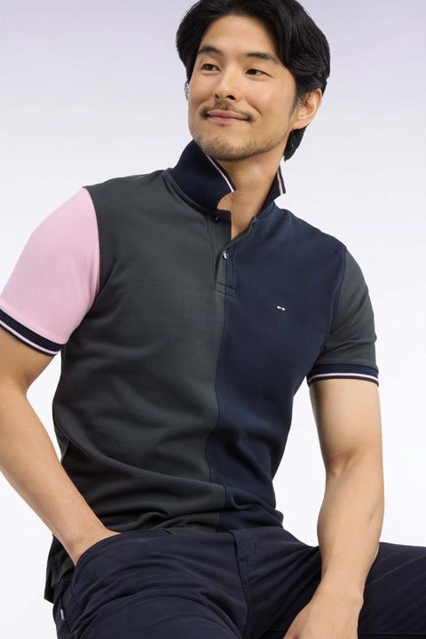 Short-sleeved polo shirt with navy and khaki cutouts, straight cut - Image 1