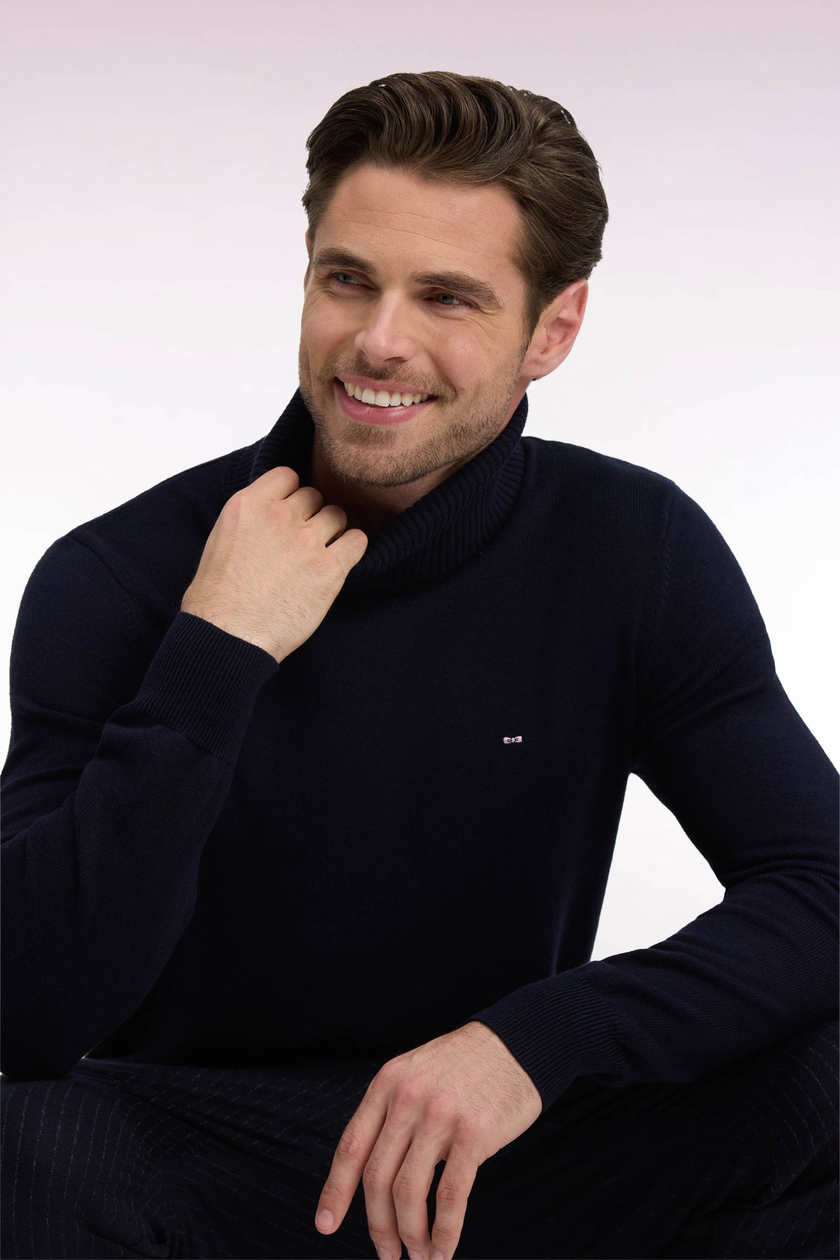 Straight cut navy wool and cotton turtleneck sweater