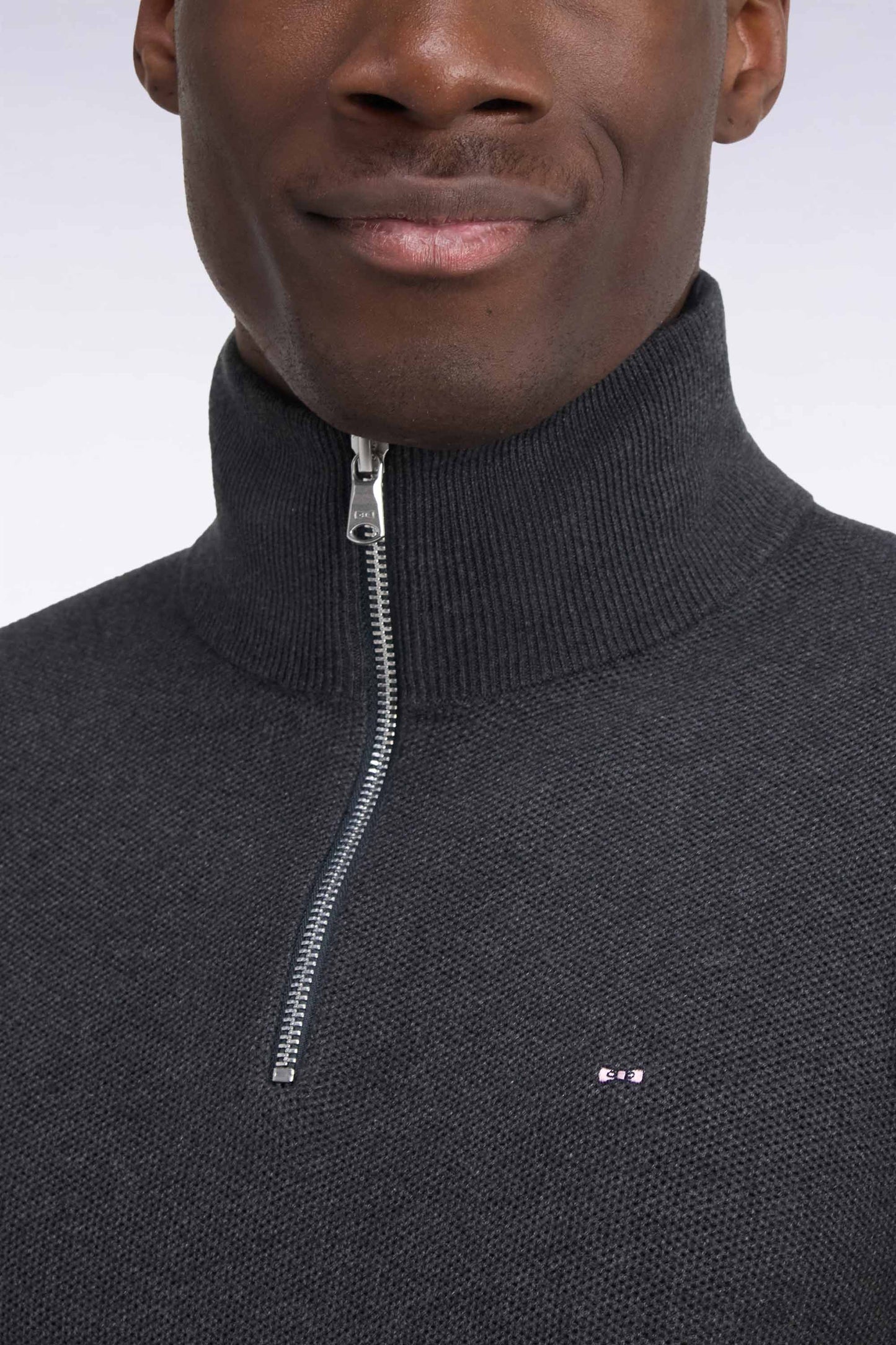 Pull col camionneur en coton gris foncé coupe droite
