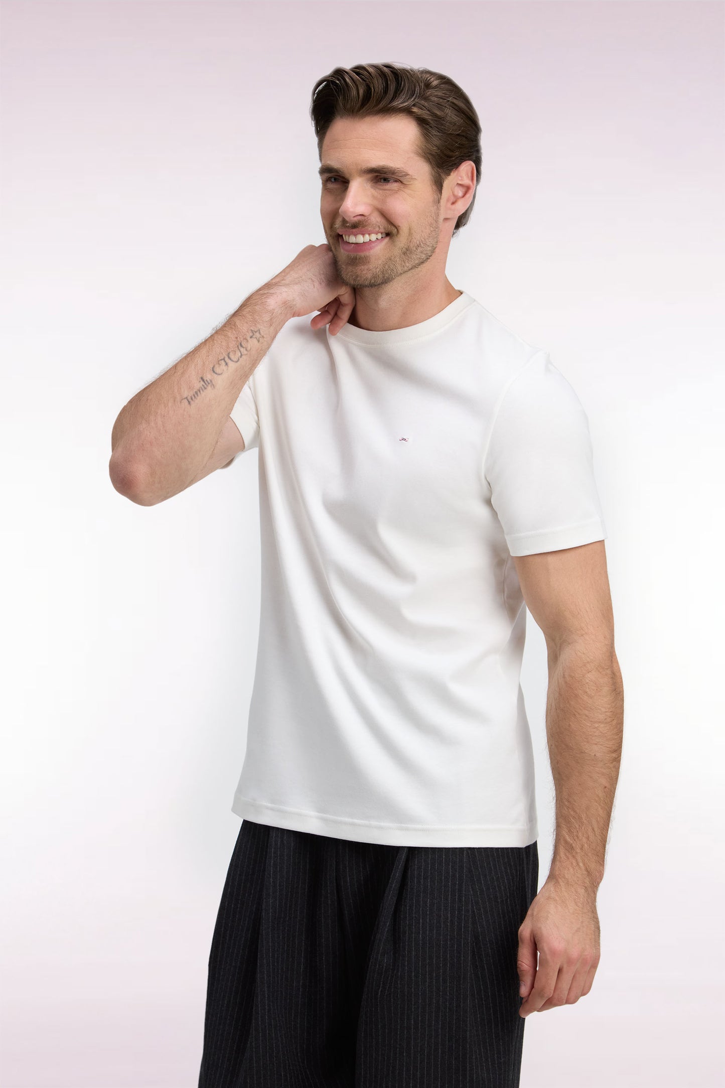 T-shirt manches courtes en coton écru coupe droite