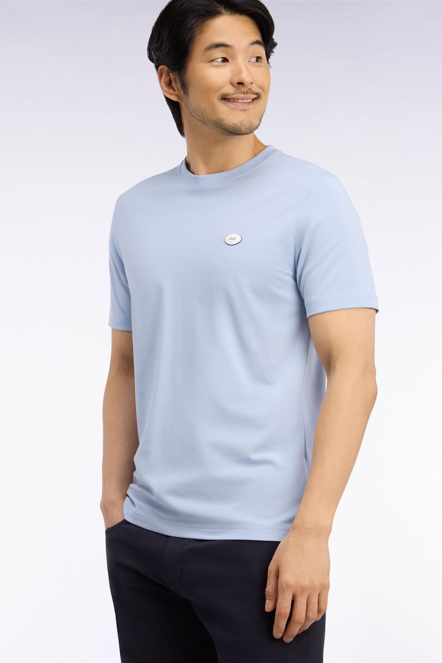 T-shirt manches courtes bleu ciel coupe droite