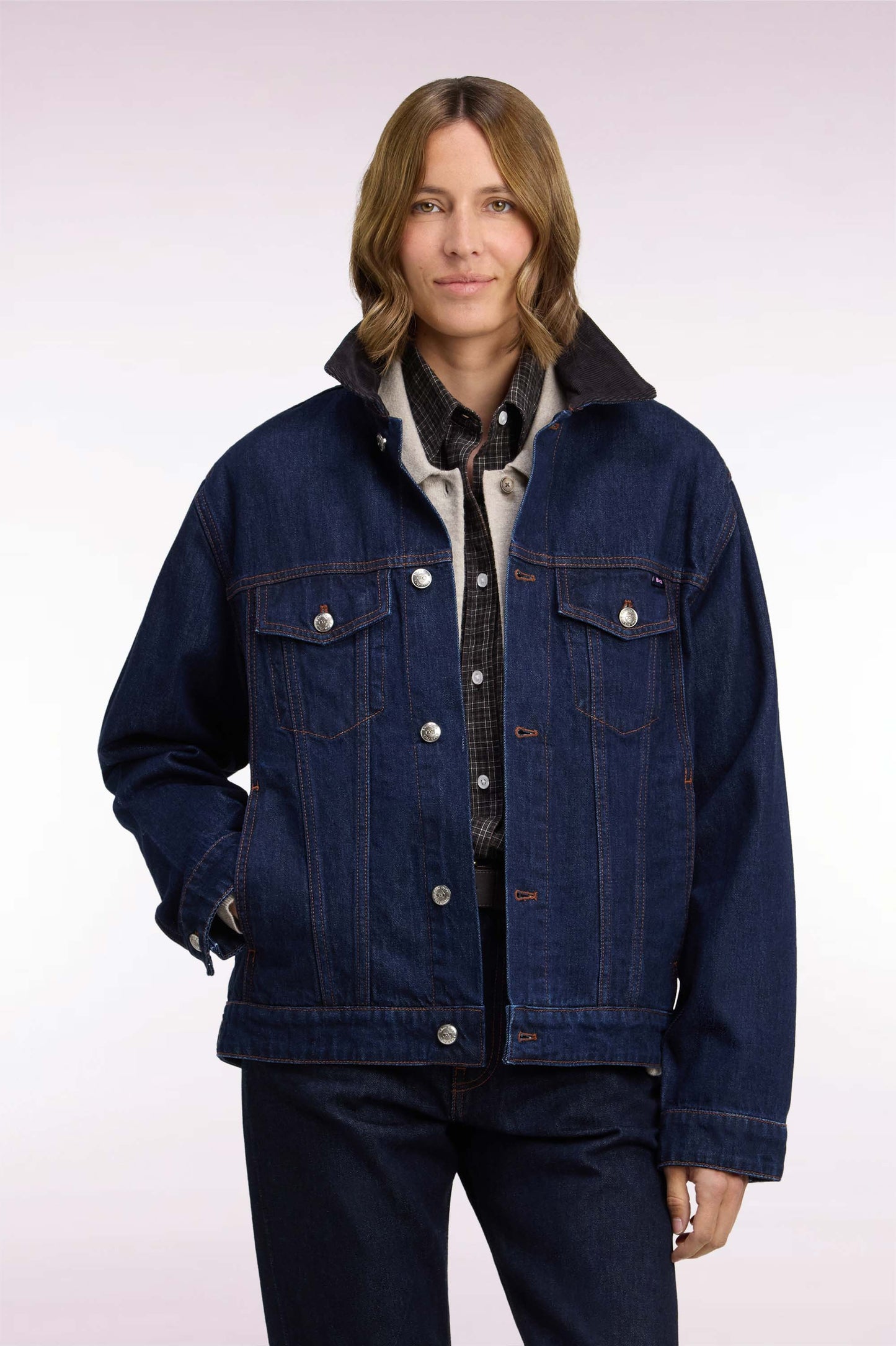Blouson en denim brut à col velours coupe oversized