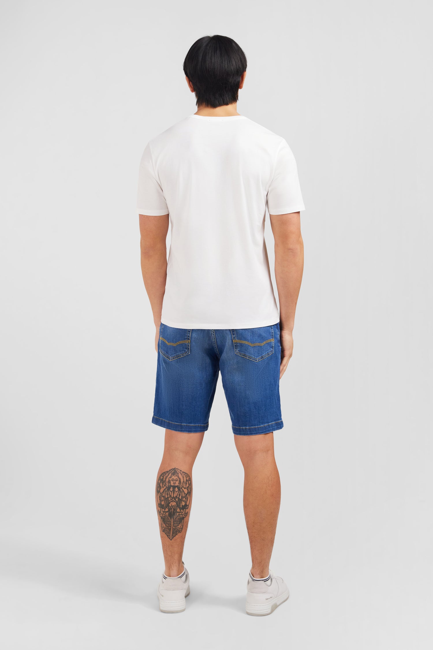 V-neck white light pima cotton t-shirt