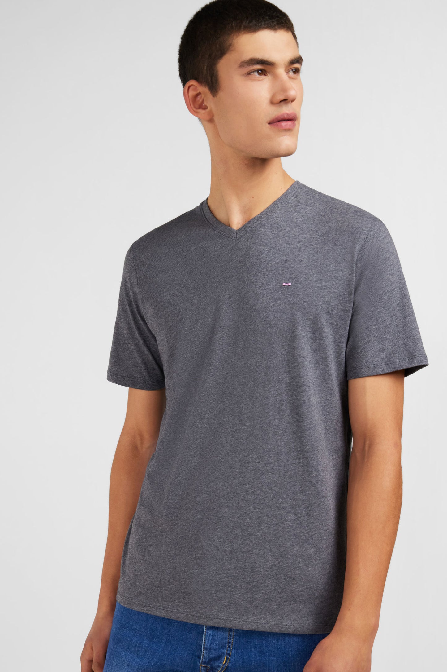 V-neck grey light pima cotton t-shirt