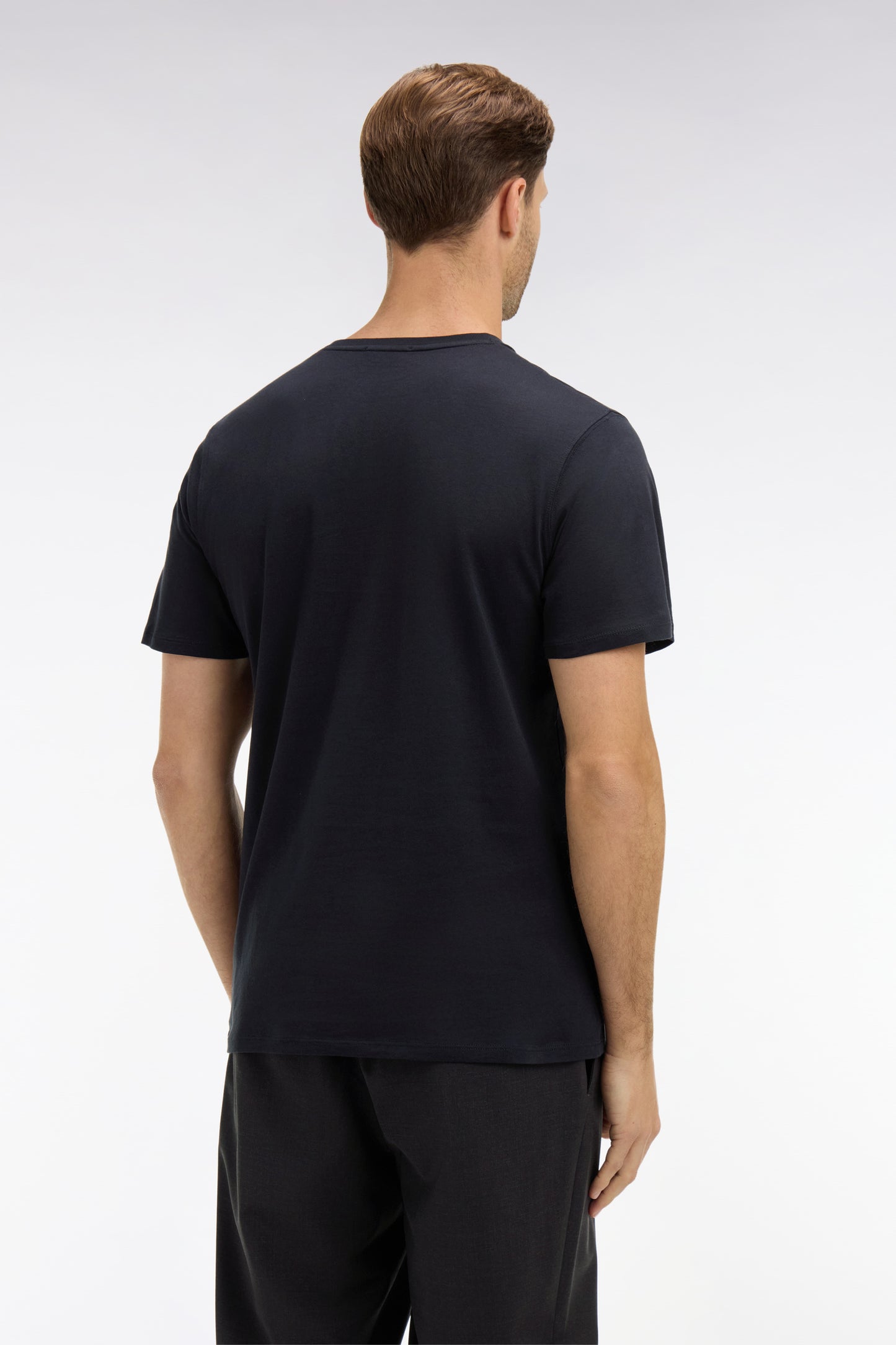 V-neck black light pima cotton t-shirt
