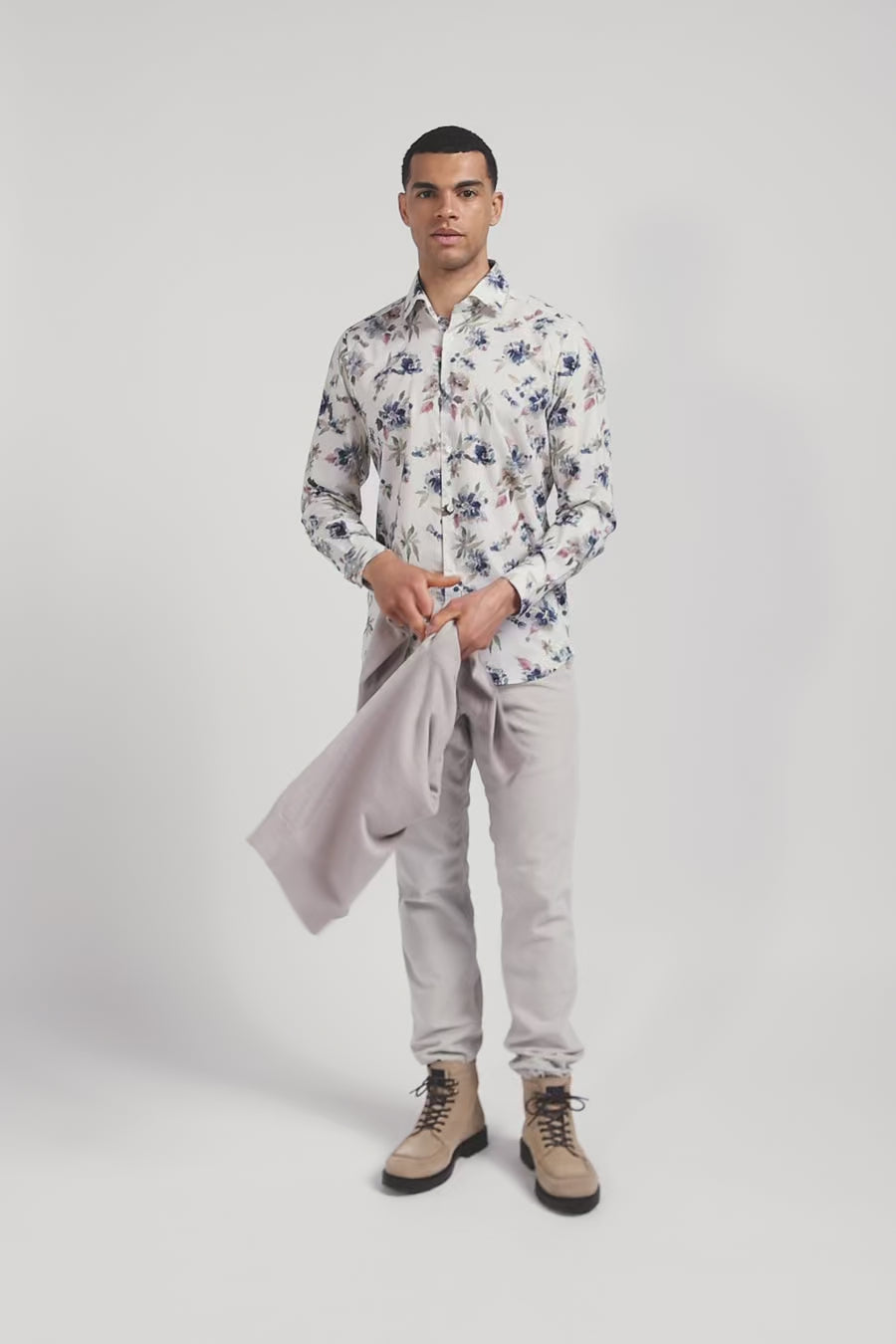 Slim ecru floral print cotton shirt