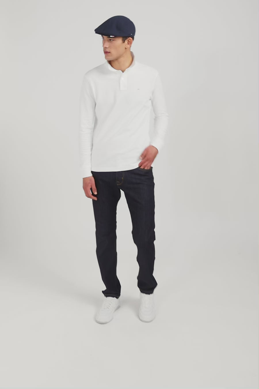 White cotton polo with contrasting neck