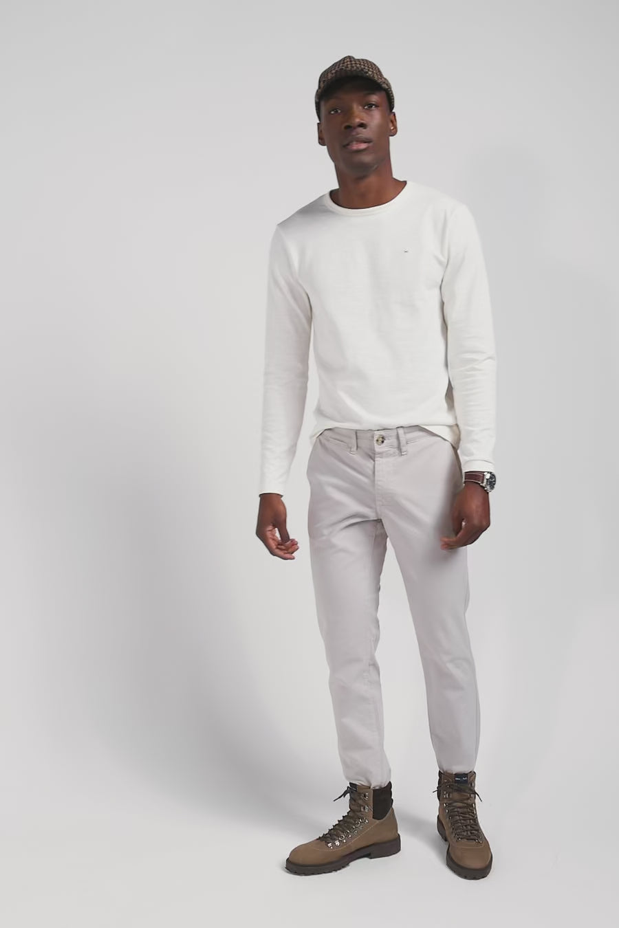 Slim ecru long-sleeved cotton T-shirt