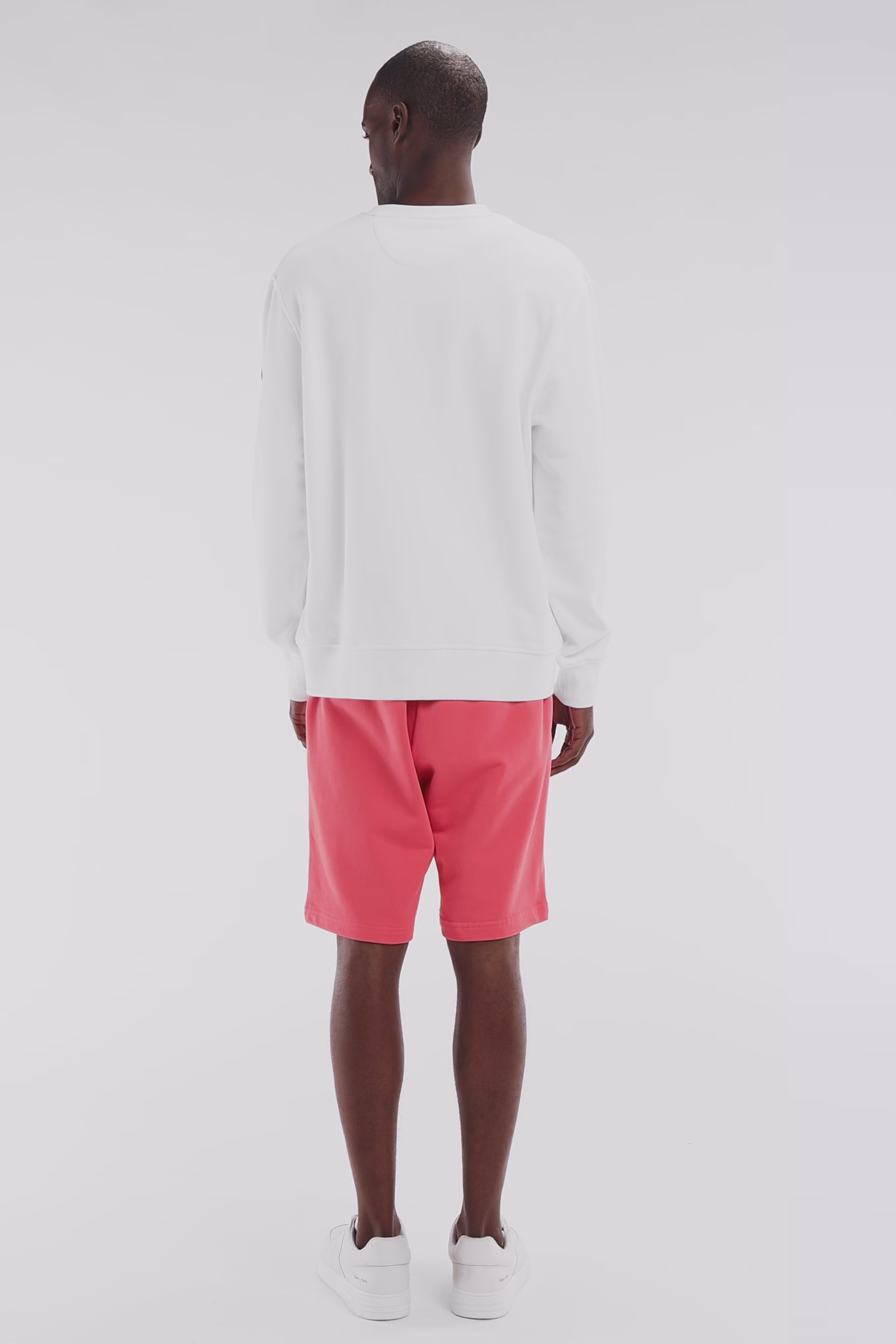 Sweatshirt en molleton coton blanc broderie palmier ton sur ton coupe décontractée
