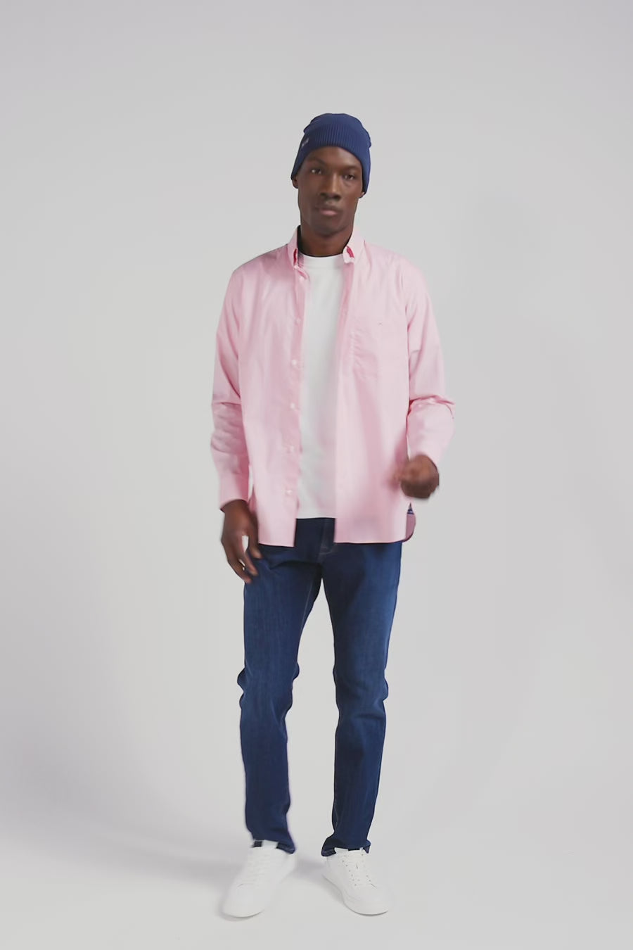 Regular pink cotton poplin shirt with button-down collar and printed elbow patches