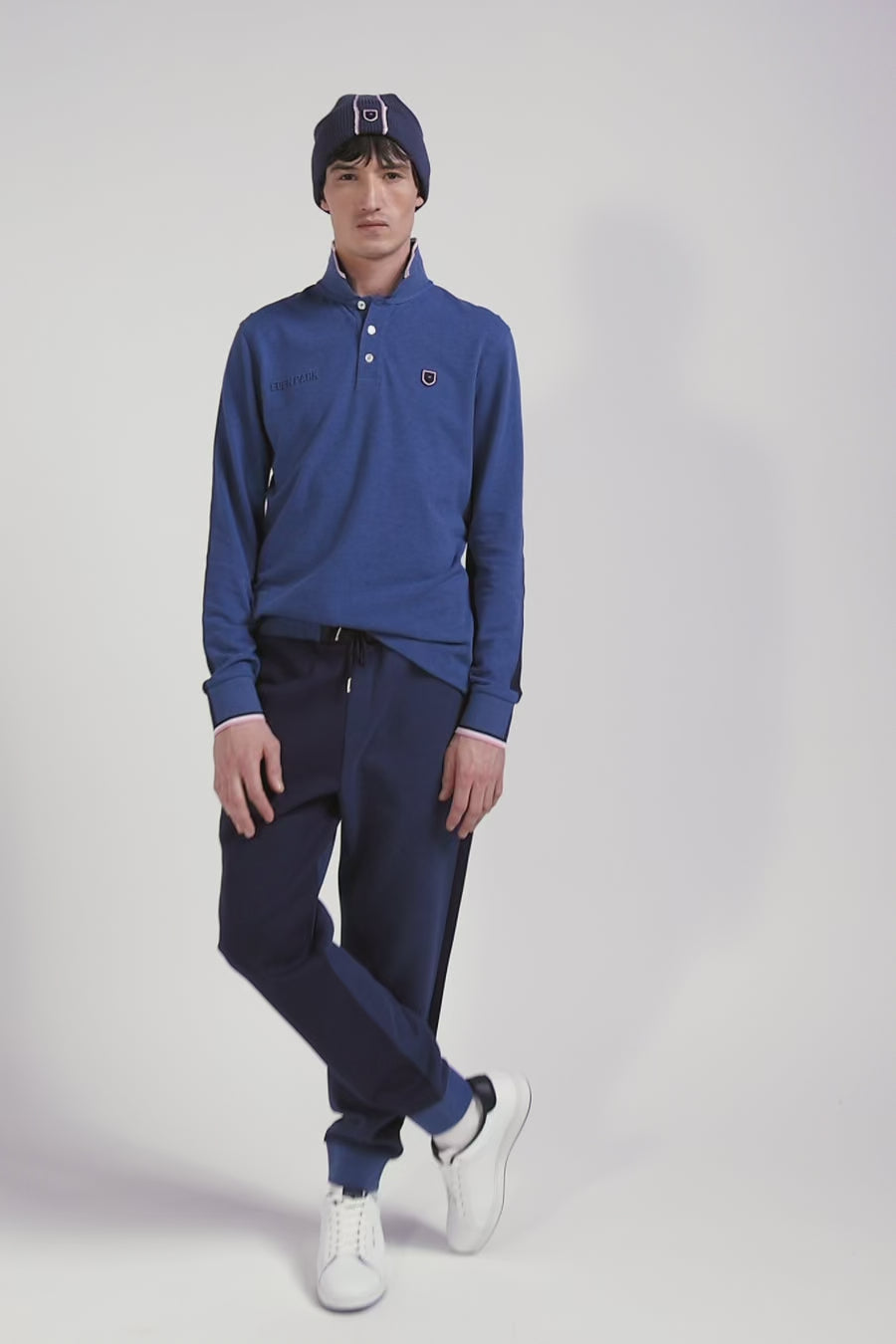 Polo manches longues en piqué coton bleu foncé détails tricolores coupe Regular