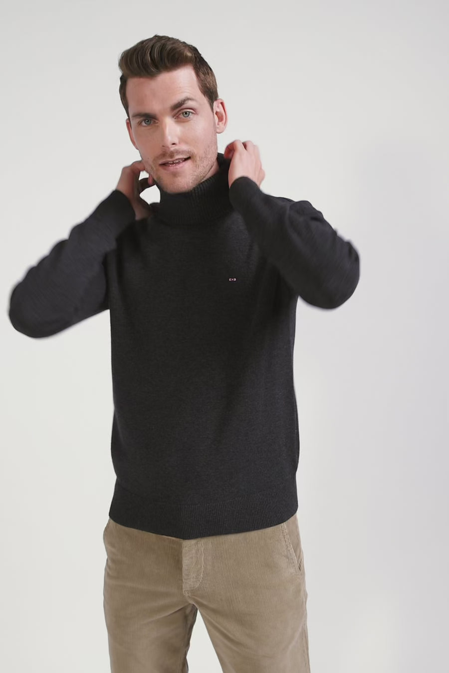 Regular anthracite grey wool and cotton turtleneck jumper