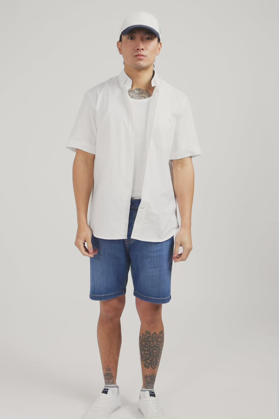 Short sleeved white cotton shirt