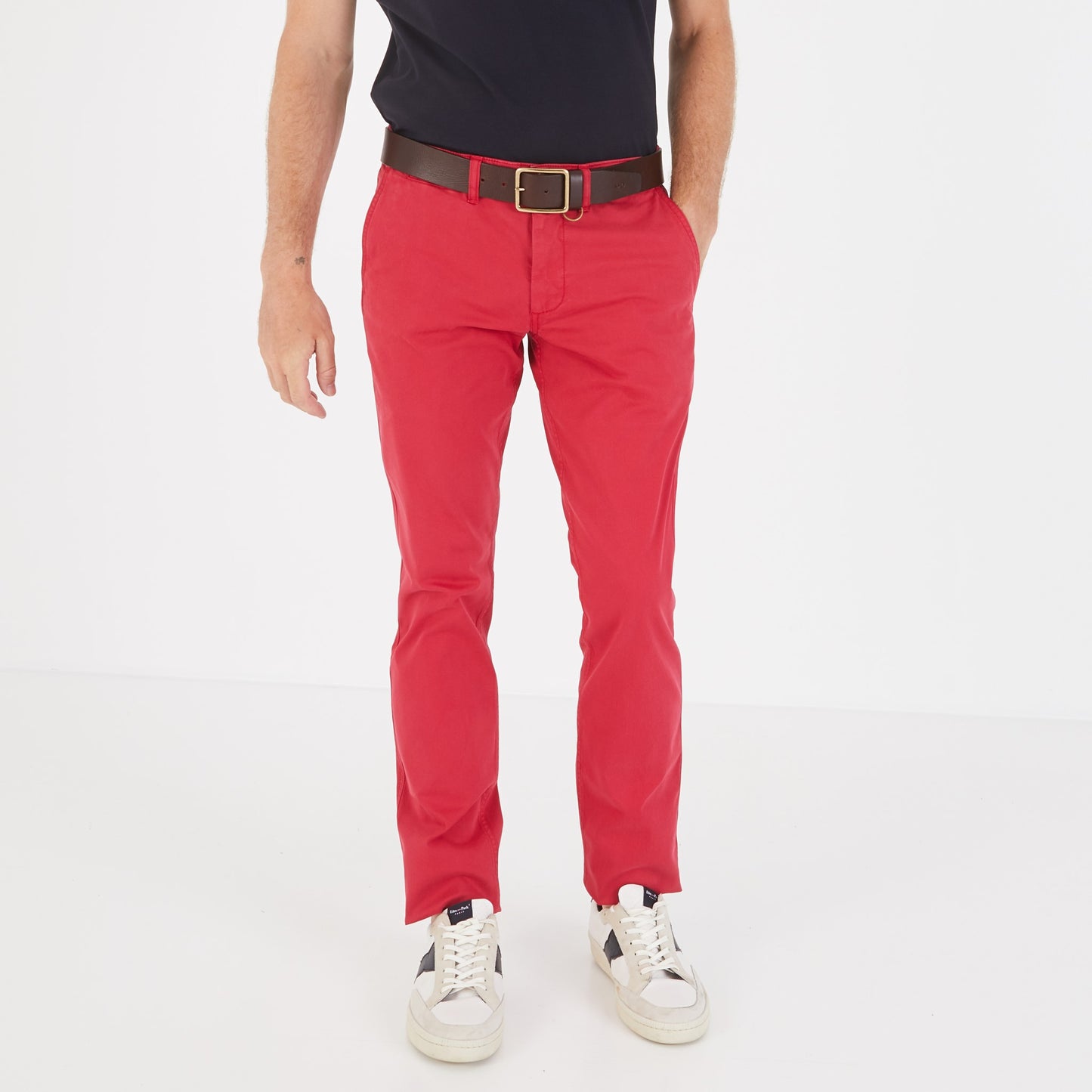 Red chinos in stretch cotton