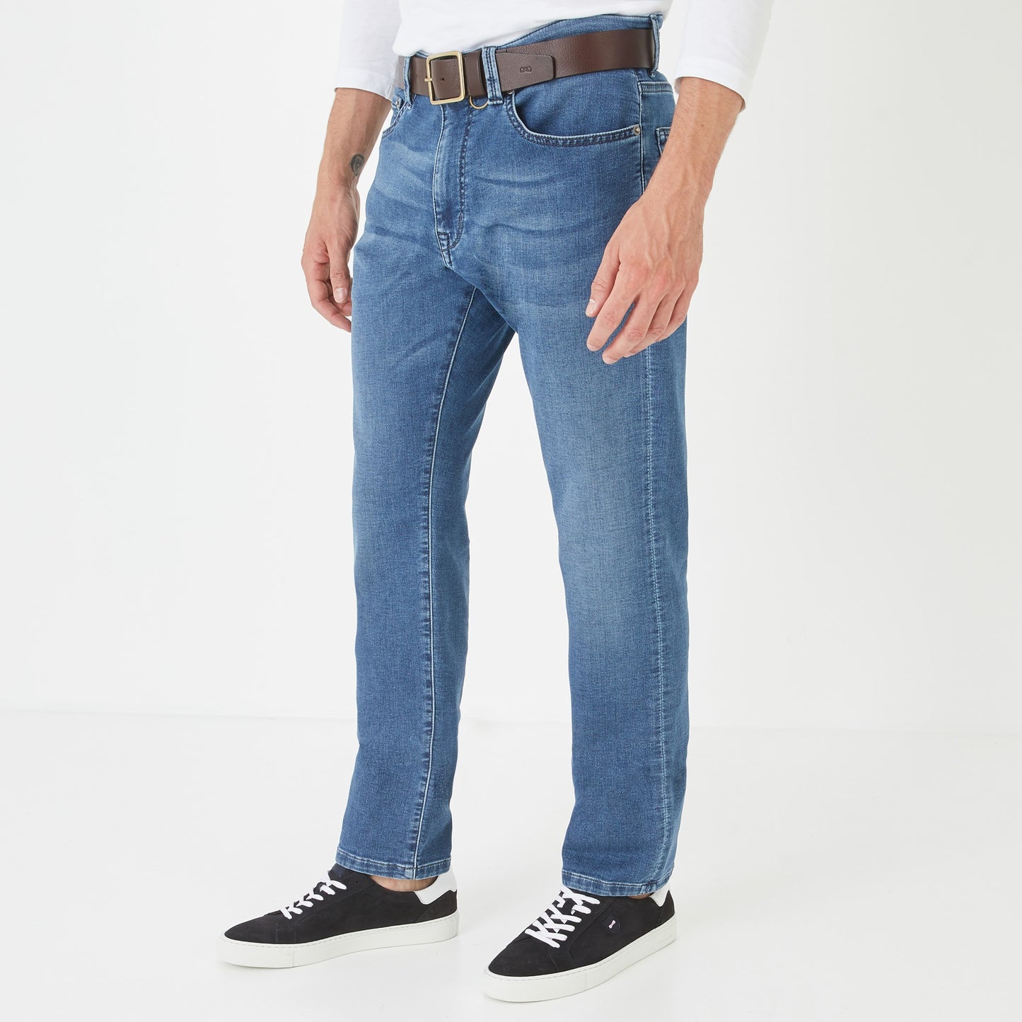 Regular fit jeans with permanent pleat detail