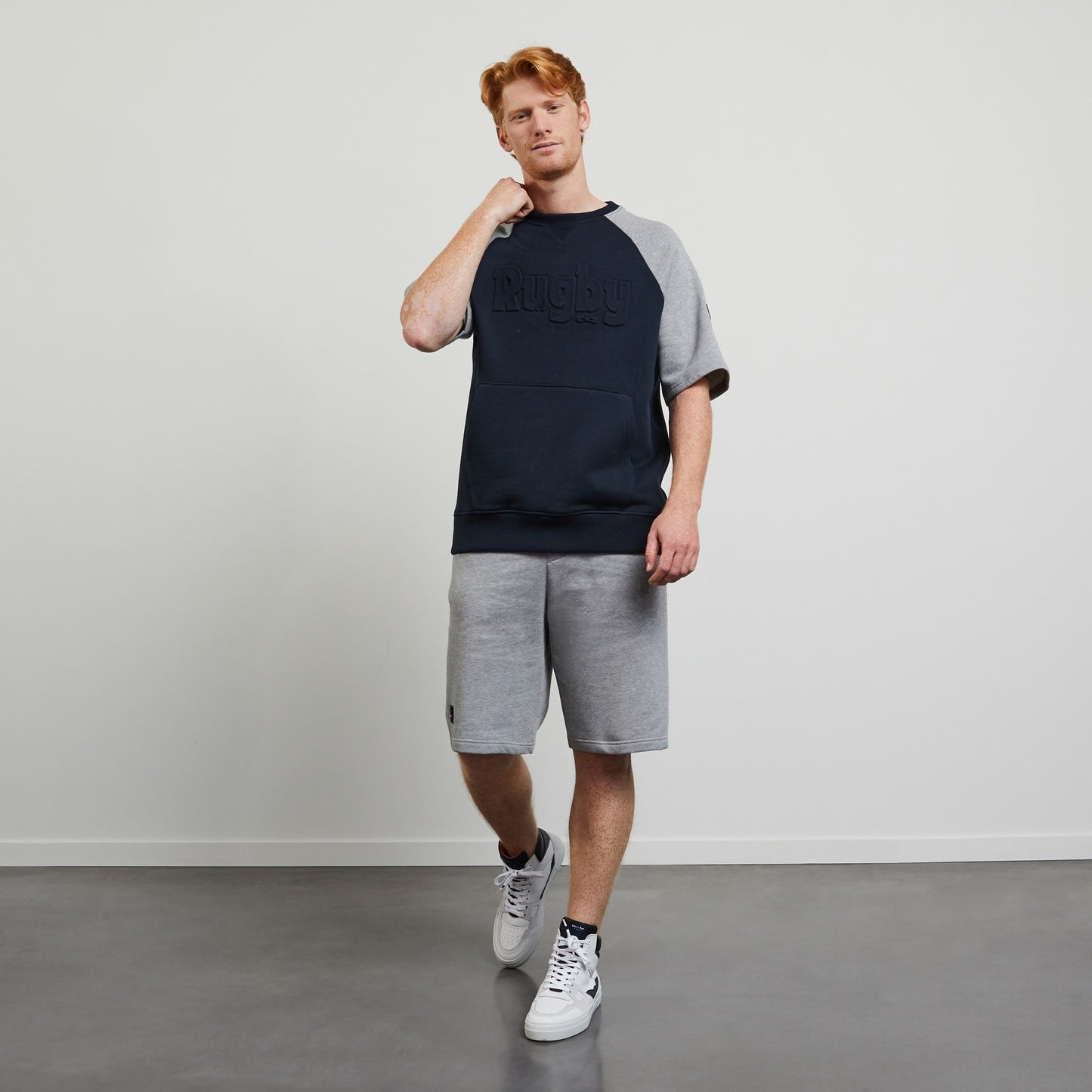 Bi-colour short-sleeved sweatshirt