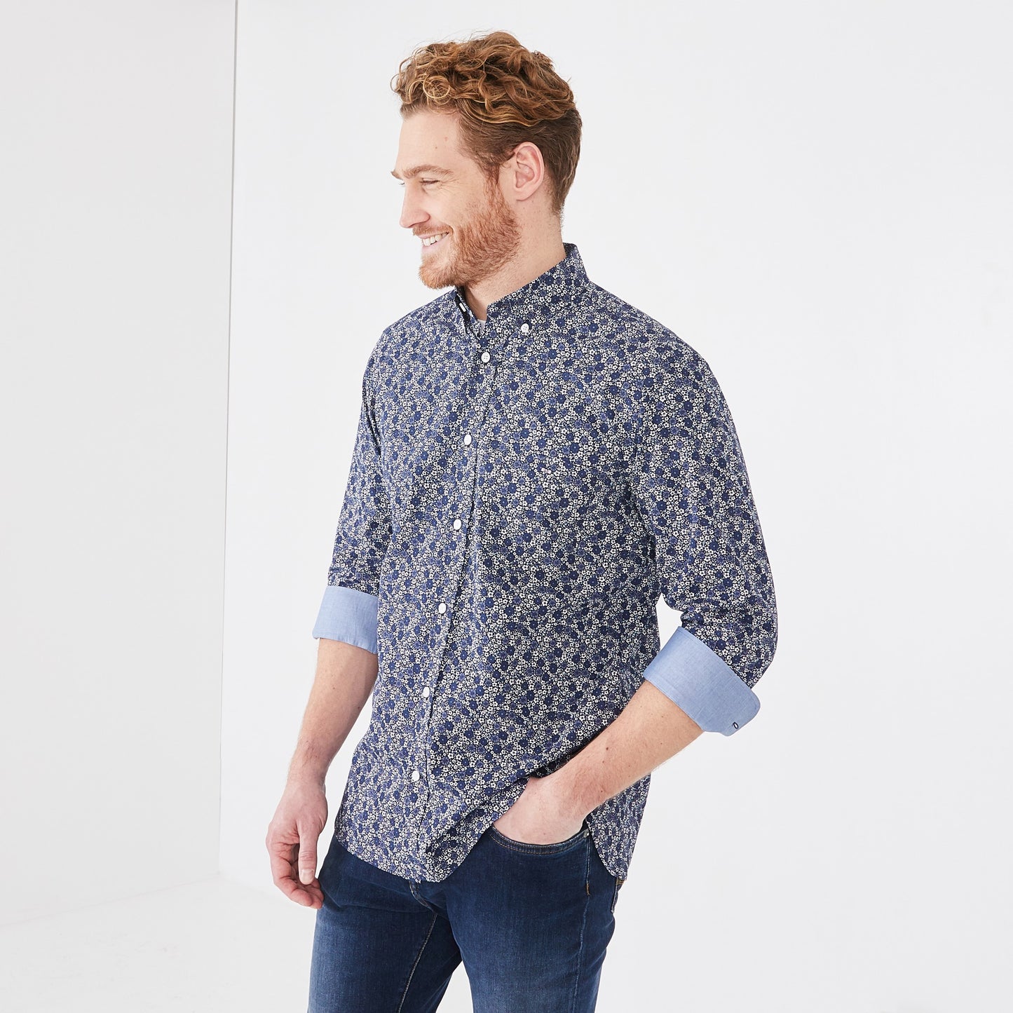 Navy blue shirt in floral cotton poplin